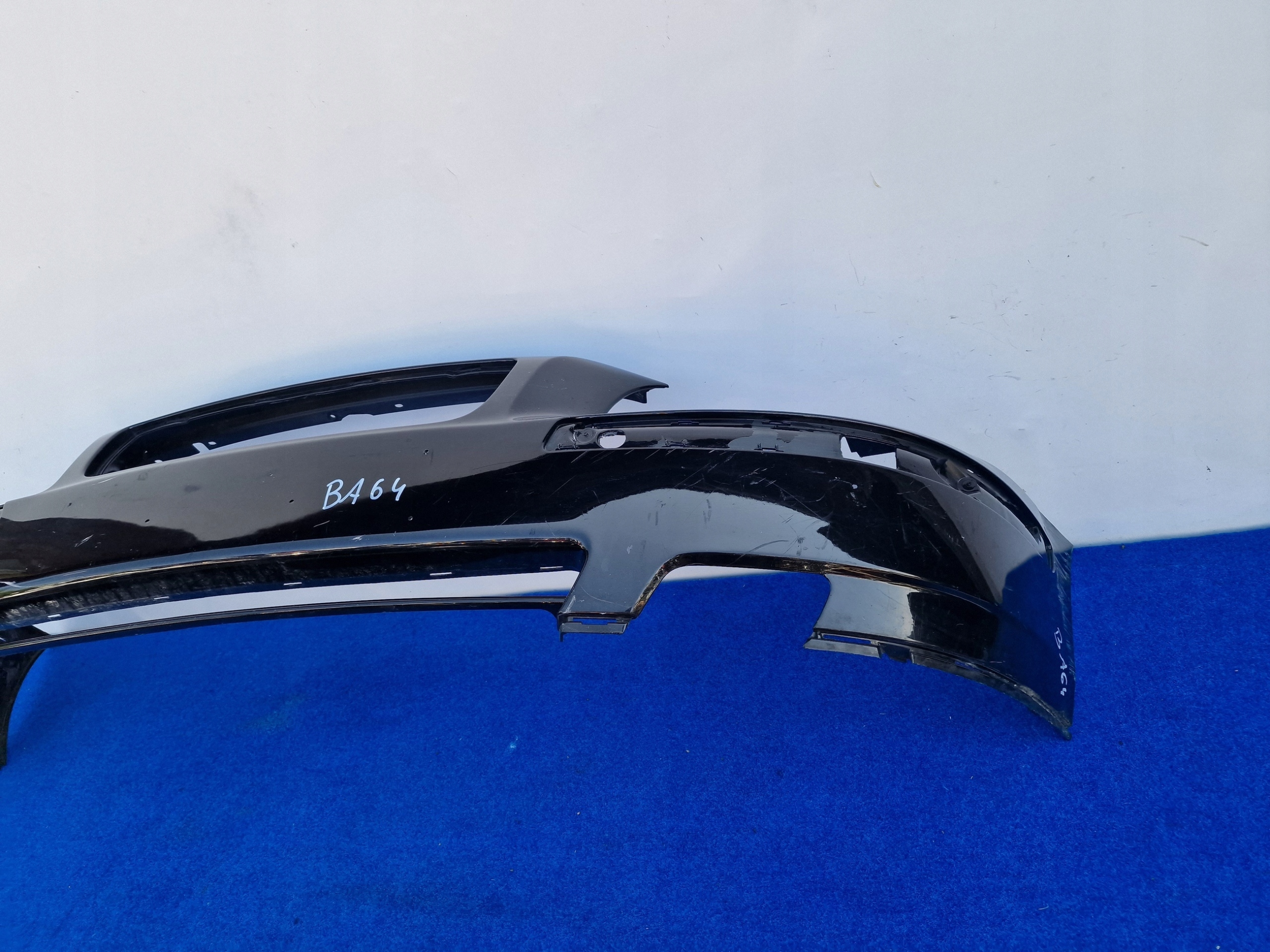VOLVO V70 LIFT 2005-2007 ROK bumper front 08693340 BA64