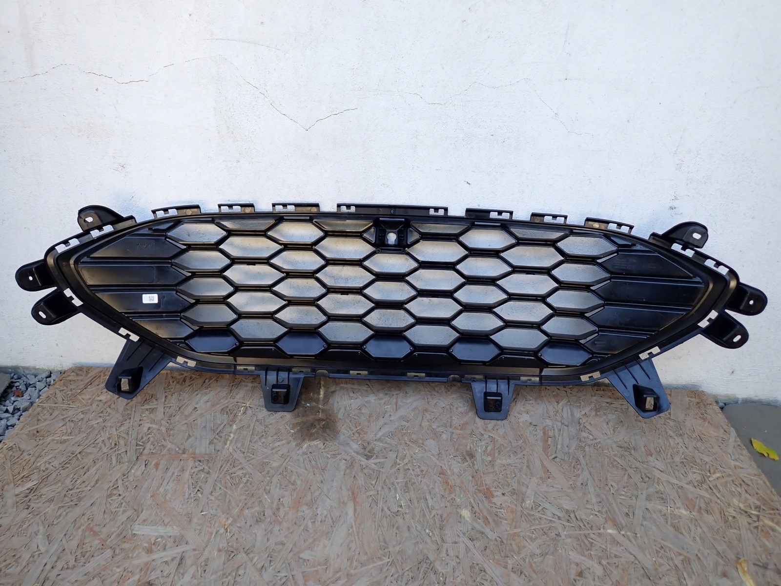 Grill FORD KUGA MK3 III ST DFK 2019- LV4B-8200-YE