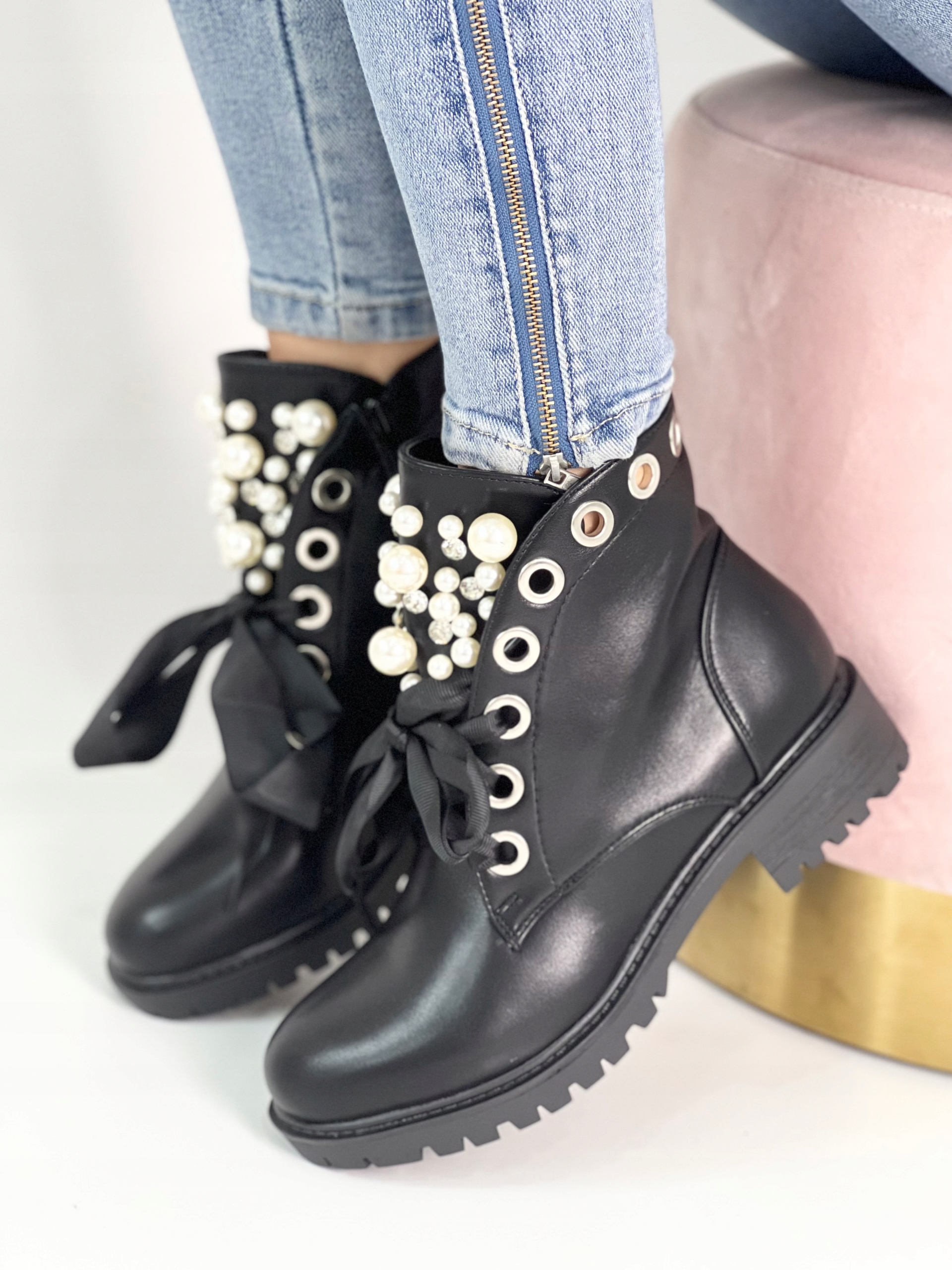 

Ocieplane Botki Workery Z Perełkami Czarne 38