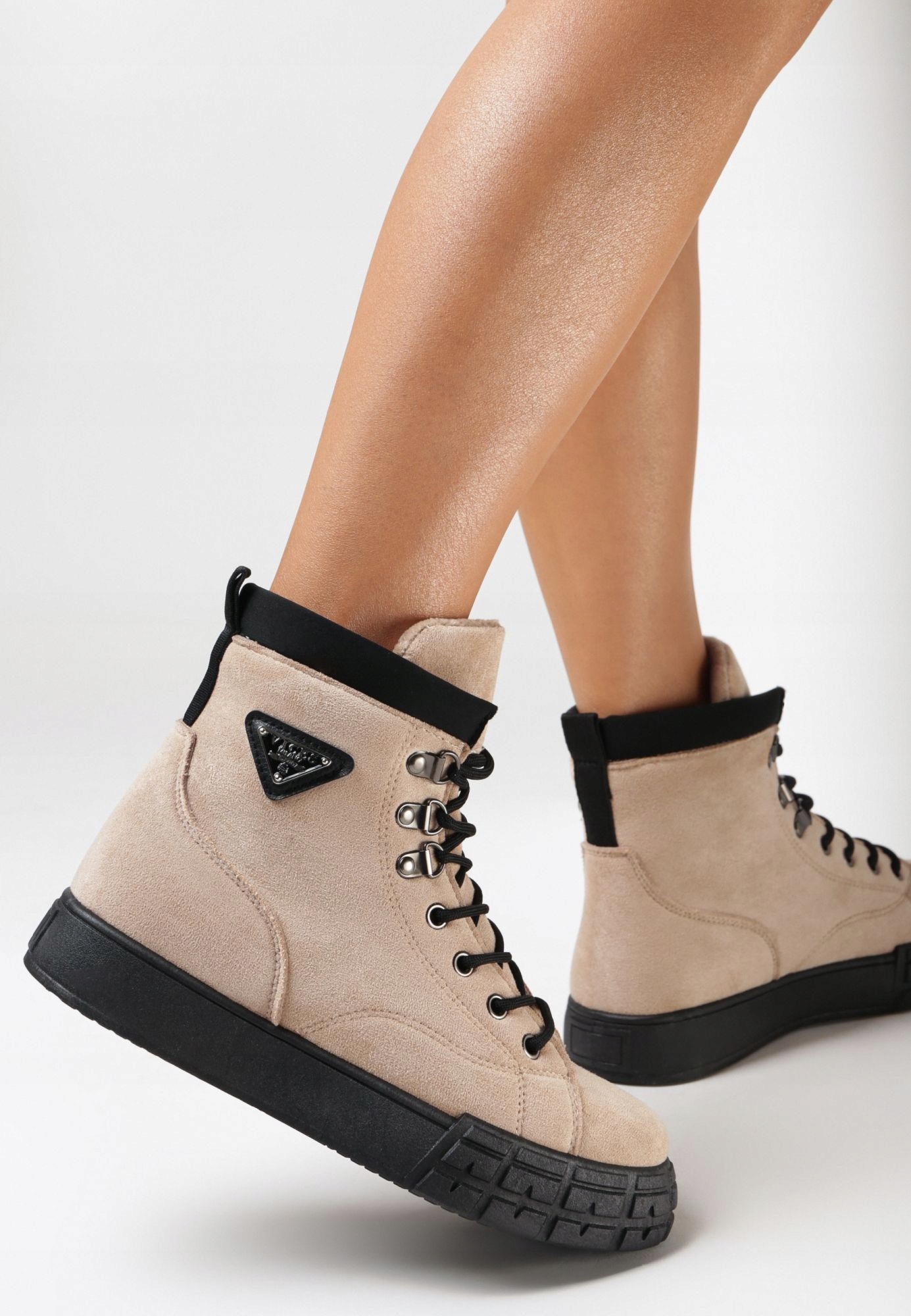 

Born2Be Beżowe Traperki damskie 39 Zima Ekozamsz