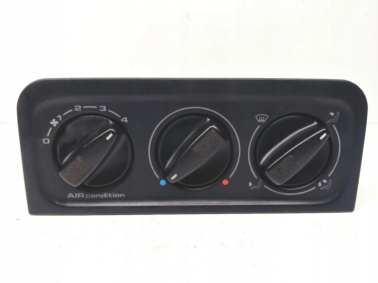 Panel Bouches buses THERMOTRONIC VW VENTO Golf III 1.9 TDI 5HB006463