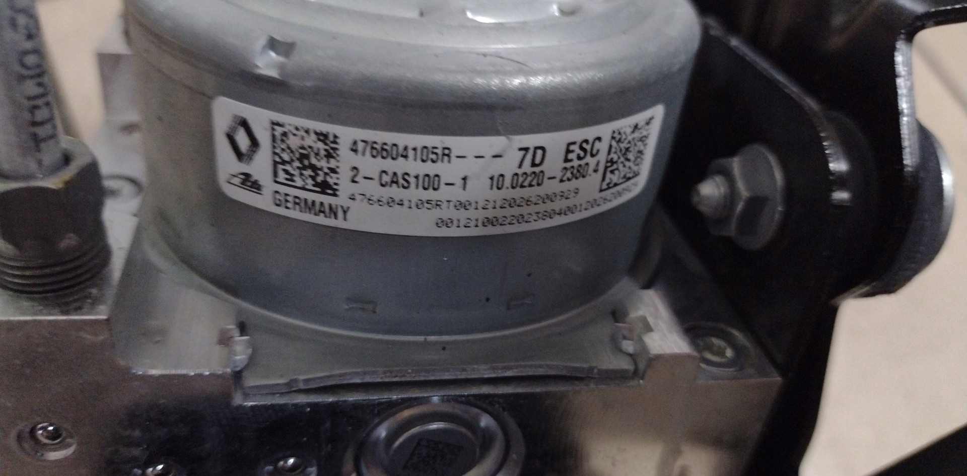 pump control unit ABS DACIA SANDERO III 476604105R