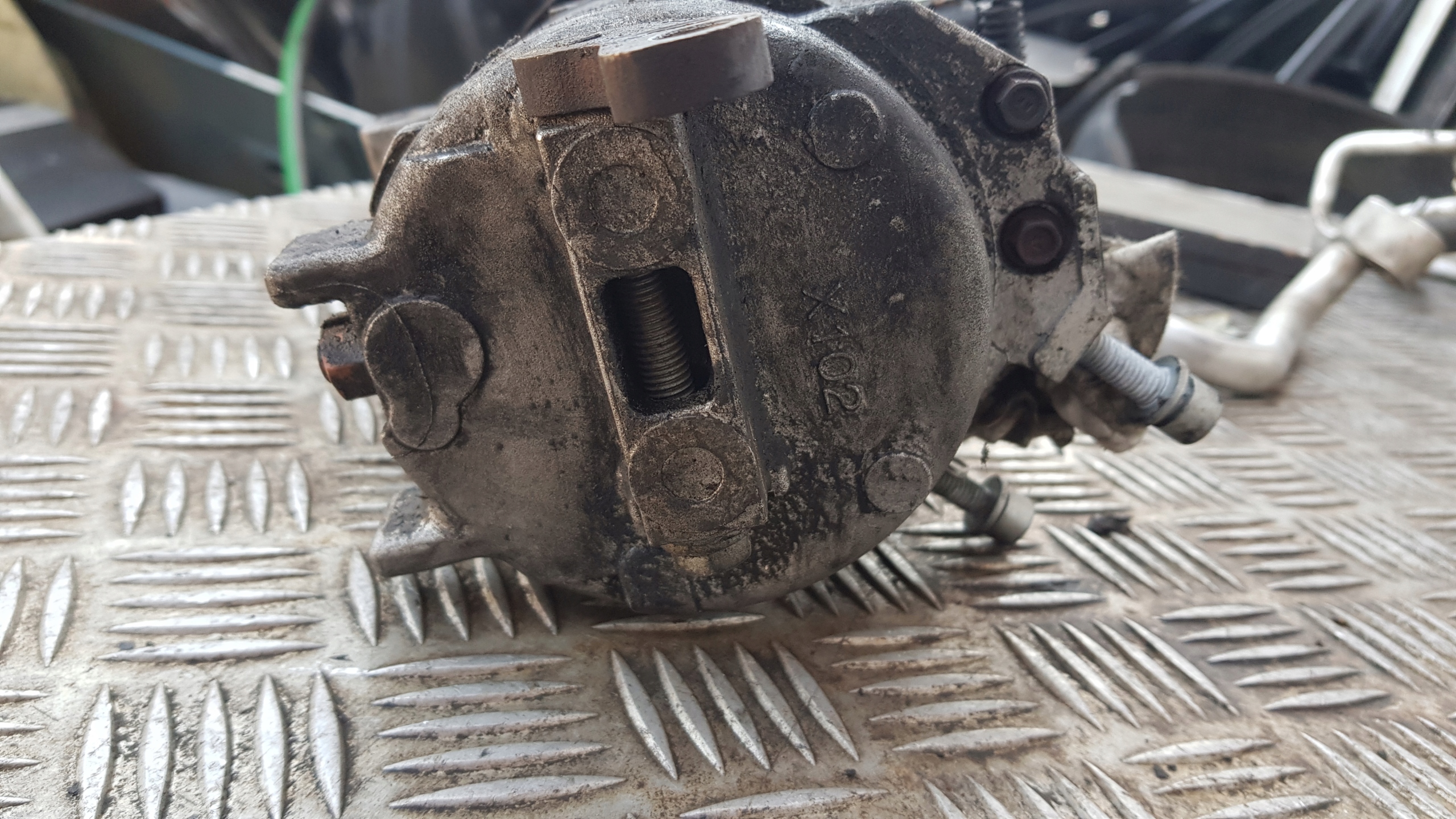 BMW X5 E53 4,4 compressor; of the air conditioning 447220-3324