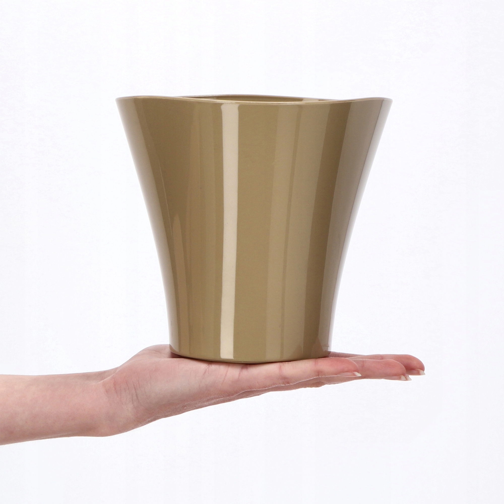 DONICZKA OSŁONKA NA KWIATY WEWNĄTRZ BEŻOWA 16 CM