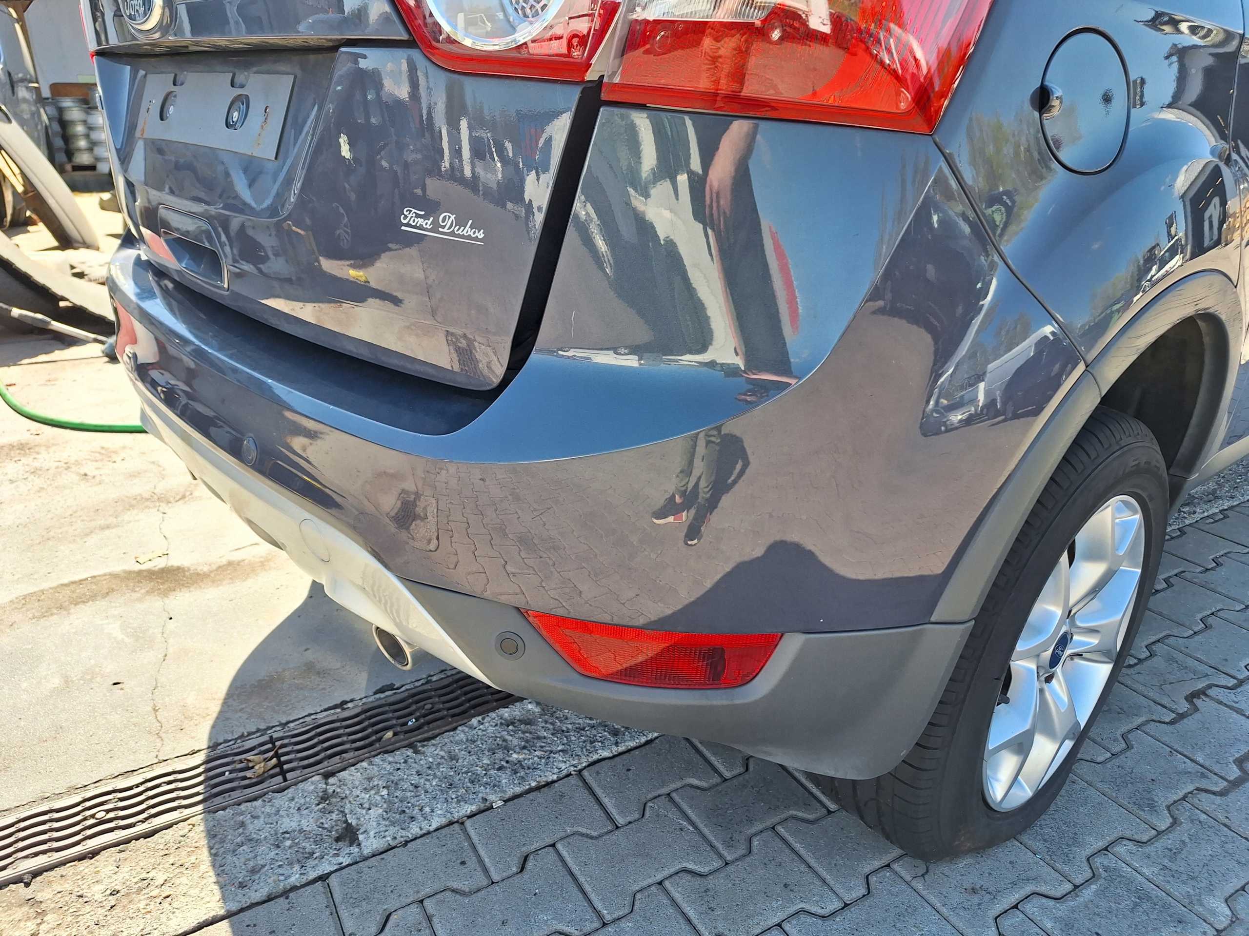 FORD KUGA 1 et MK1 DM2 Complet Capteurs PDC Feux phare Pare choc Arrière E0 EO