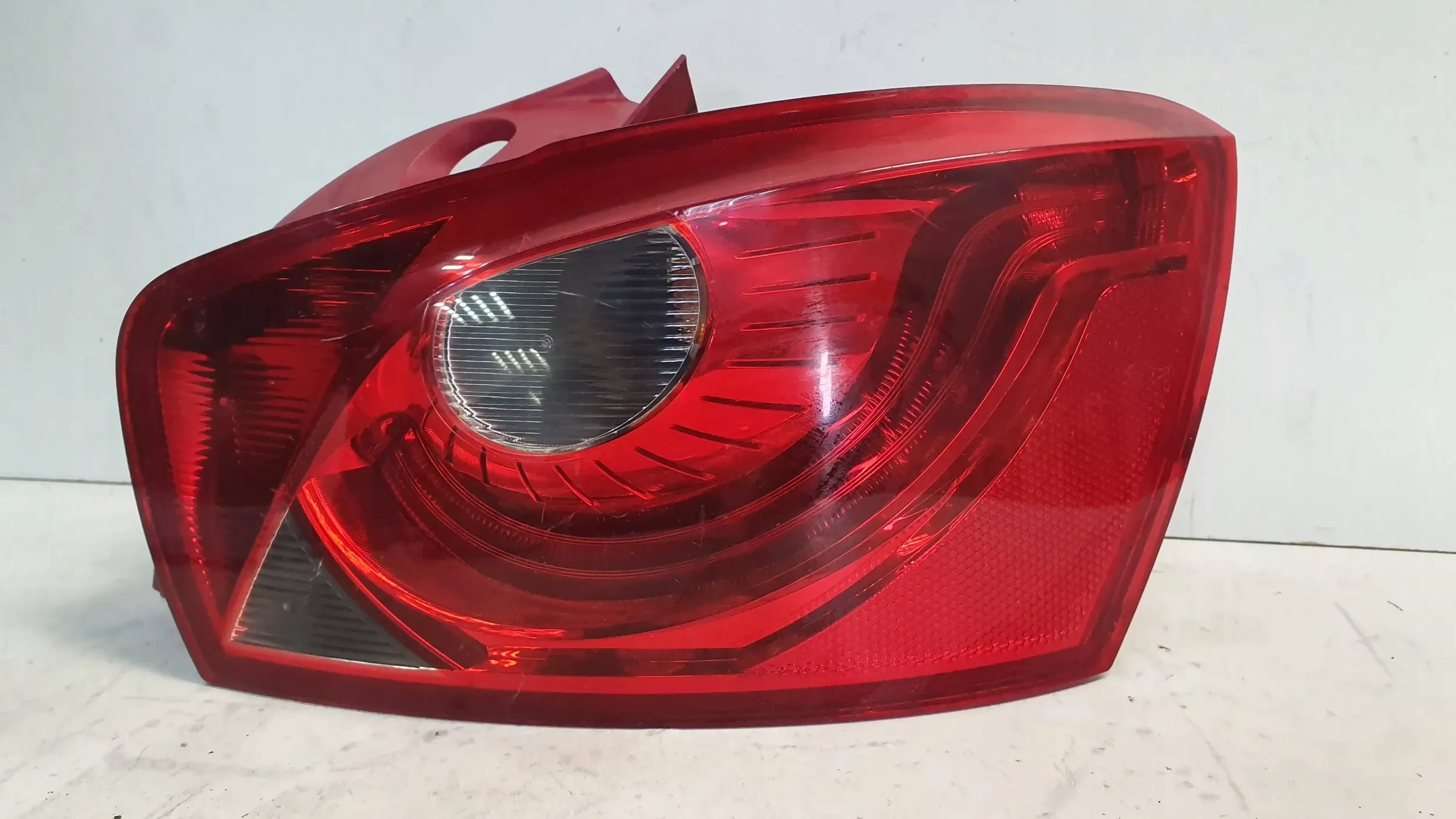 light rear part right SEAT IBIZA 6J4 HATCHBACK 08
