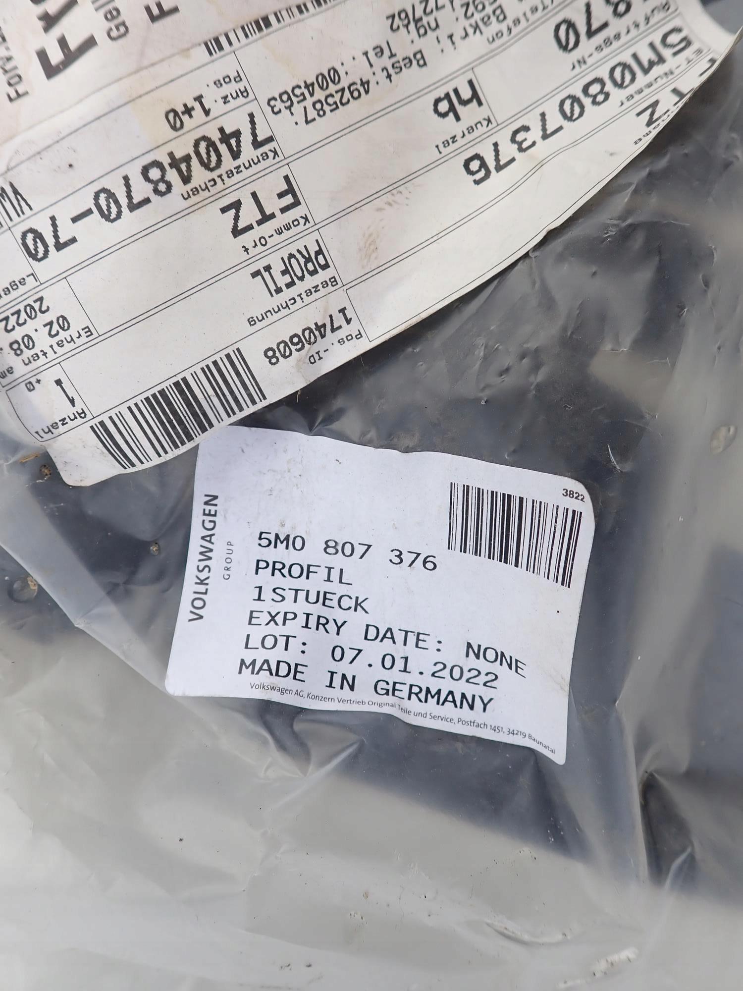 VW GOLF Positif 05-14 Support Droite Arrière Arrière
