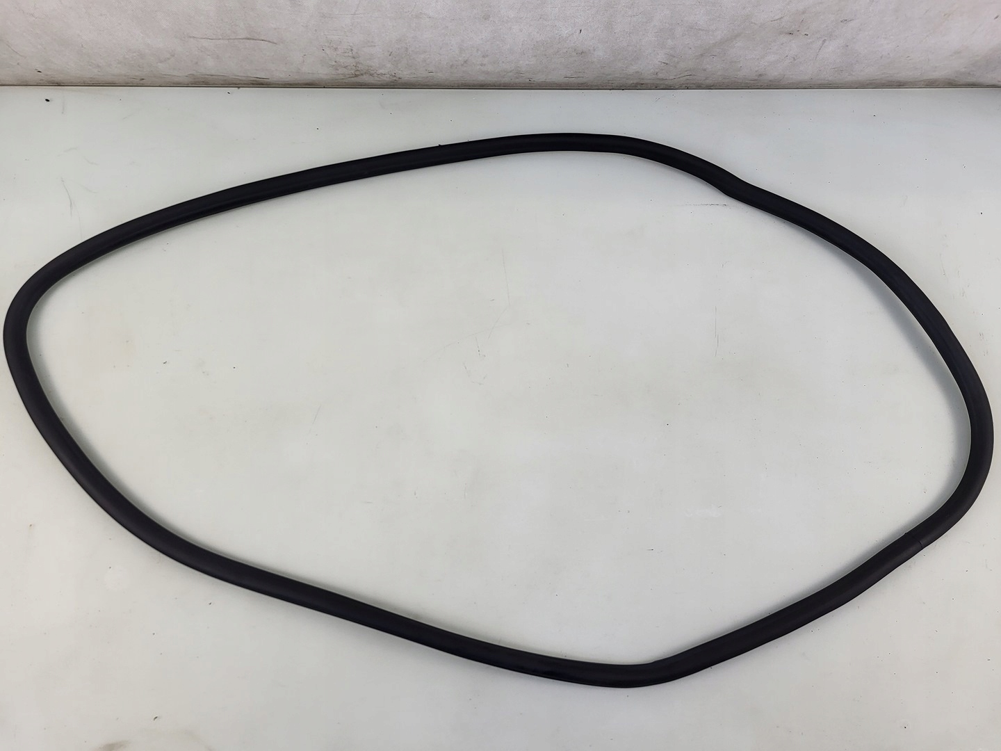 gasket door rubber left front left front OPEL INSIGNIA B