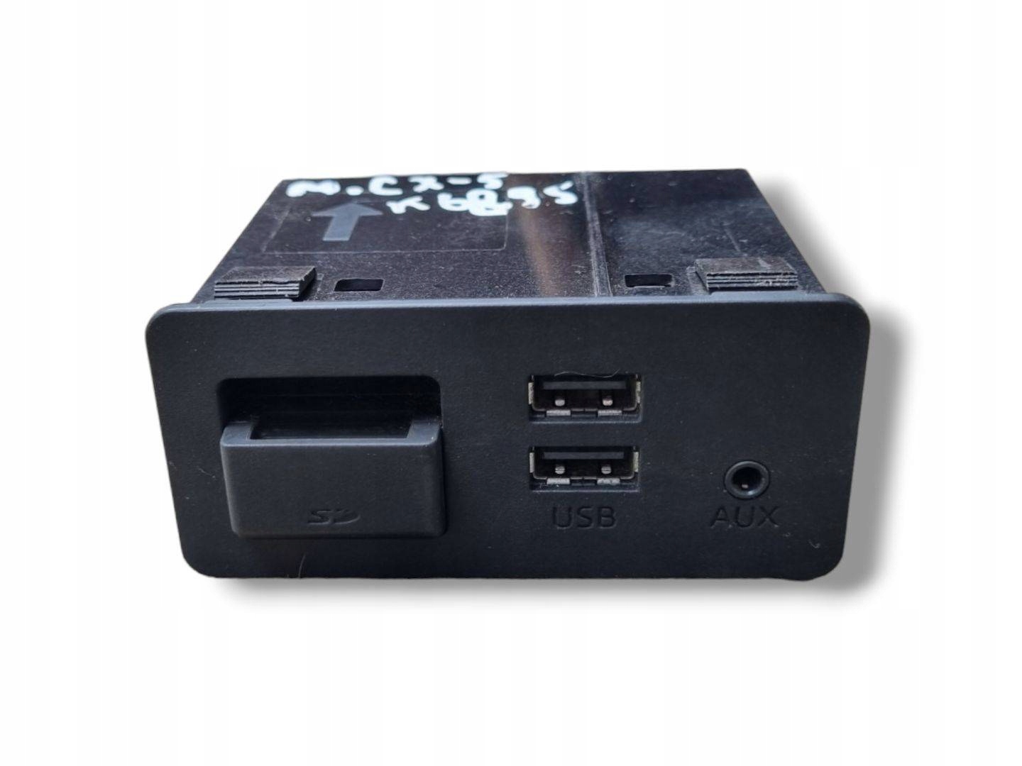 adapter AUX/USB Mazda CX-5 facelift KE 2015 D09H-669U0