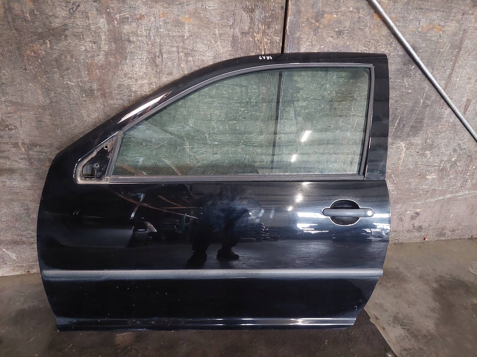 door complete left front VOLKSWAGEN GOLF IV L041 3D