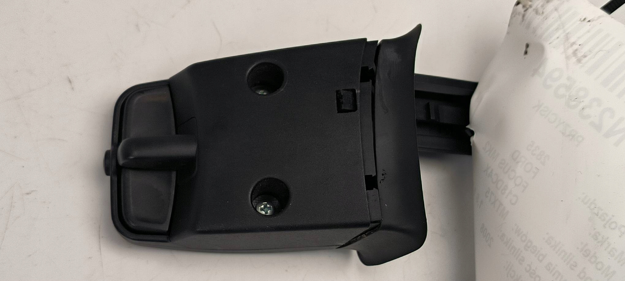 button 758709 FORD FOCUS MK2