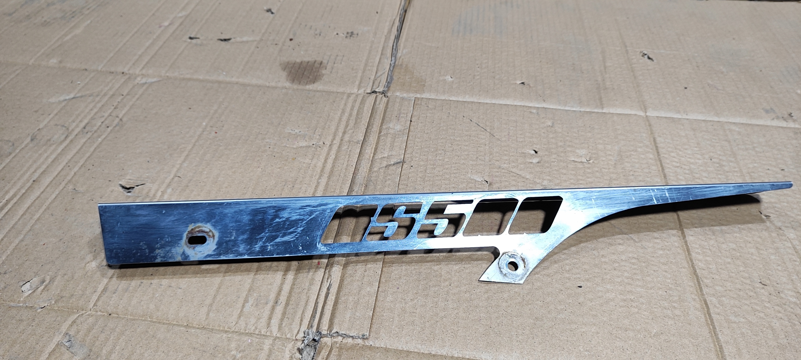 SUZUKI GS 500 OSŁONA ŁAŃCUCHA KOŁA WAHACZA POKRYWA