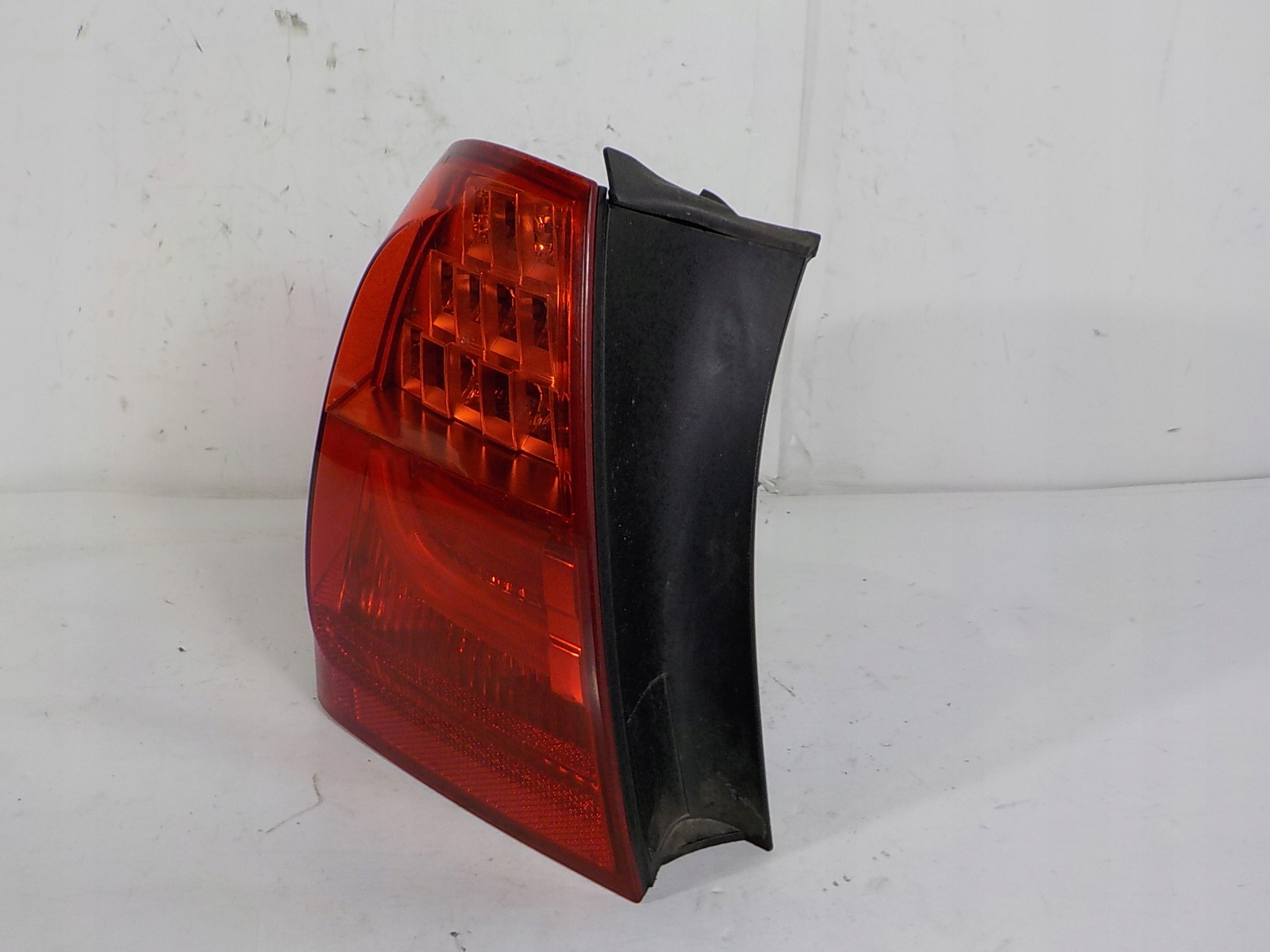 BMW 3 E91 LIFT light left rear left rear part