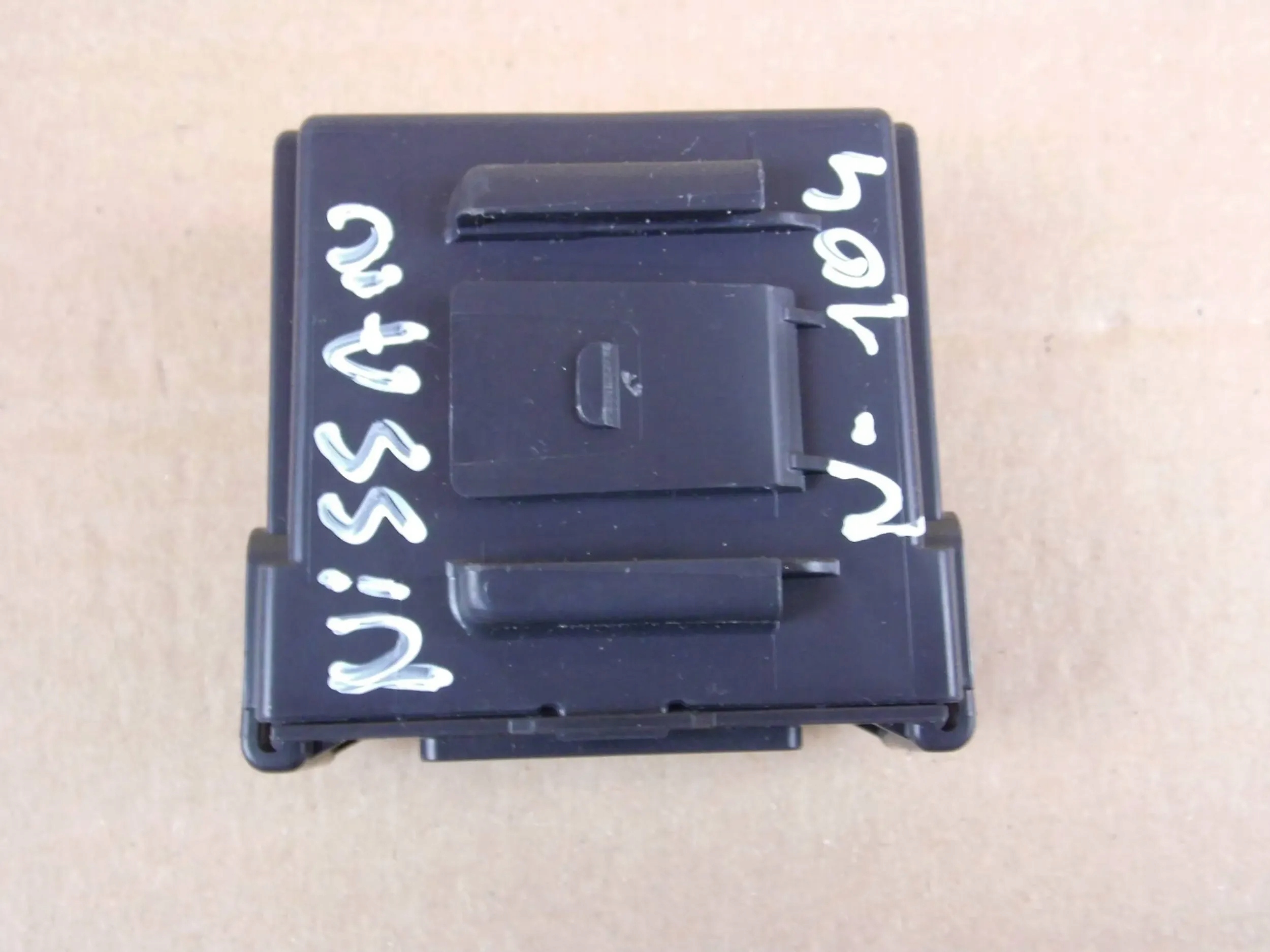 Nissan X-Trail T32 module sensor control unit 284P17FV3D