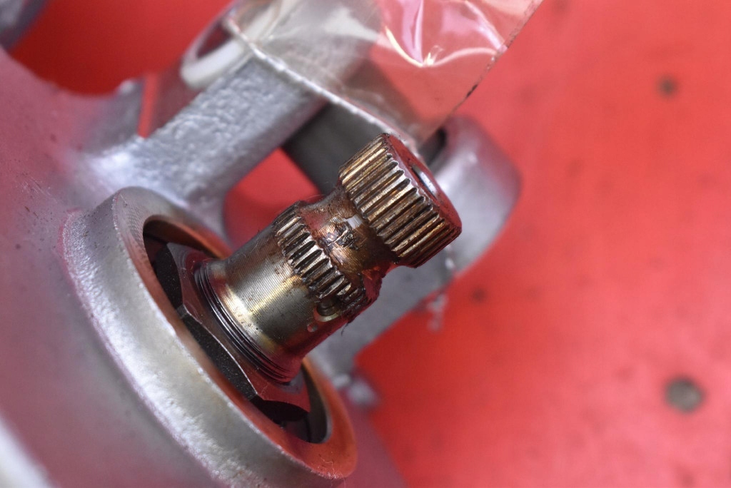 Pompa servosterzo 45200-02271 TOYOTA AURIS 1 e 1.6 VVT-e 124 KM 06-09