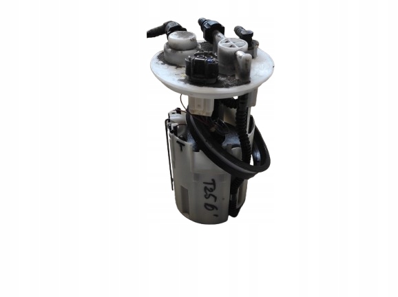 TOYOTA AVENSIS 2 II T25 03- 2.0VVTI POMPA PALIWA 77020-05110