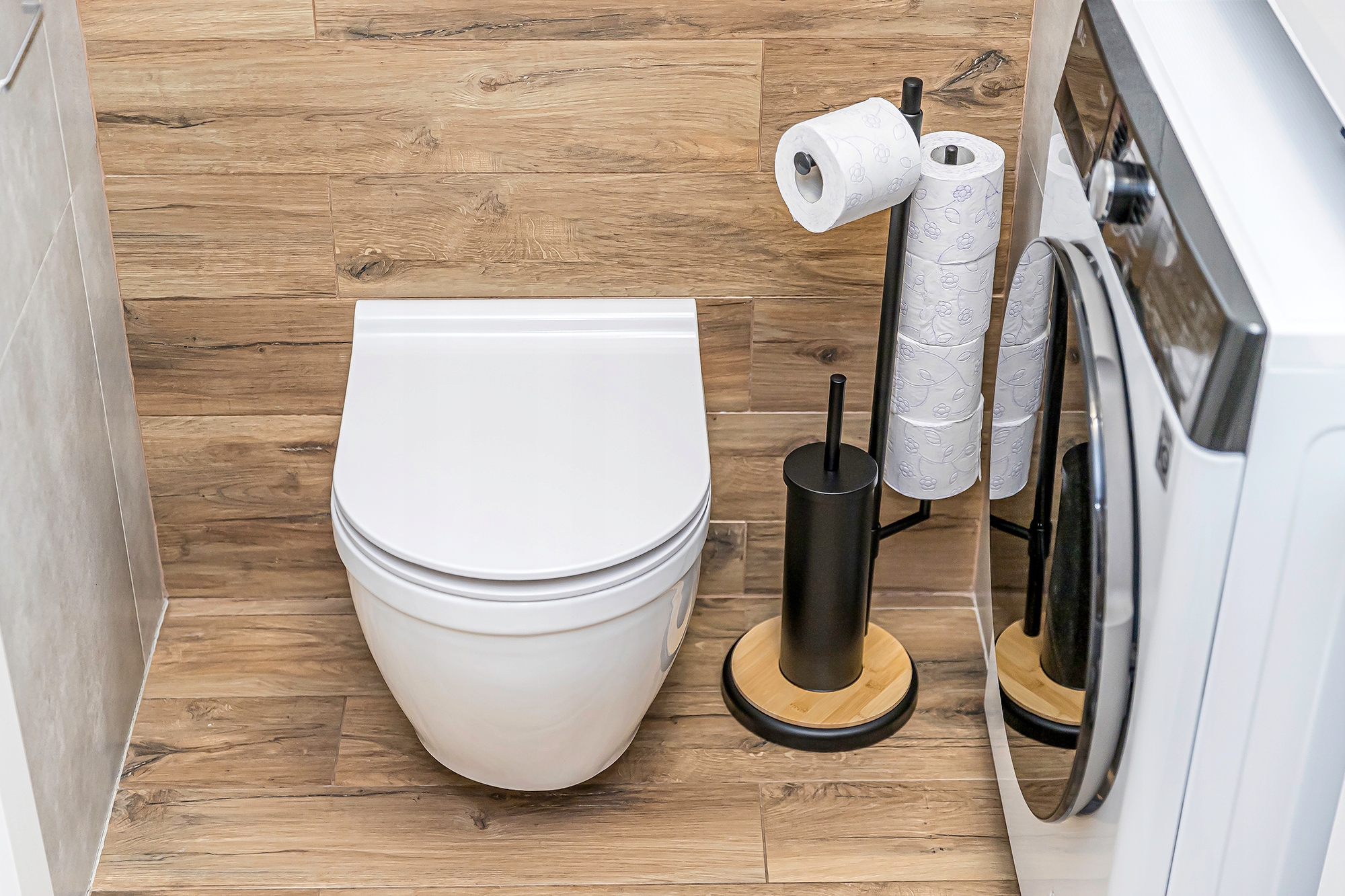 STOJAK NA PAPIER TOALETOWY CZARNY ZE SZCZOTKĄ WC LOFT UCHWYT METALALOWY Wysokość produktu 71 cm