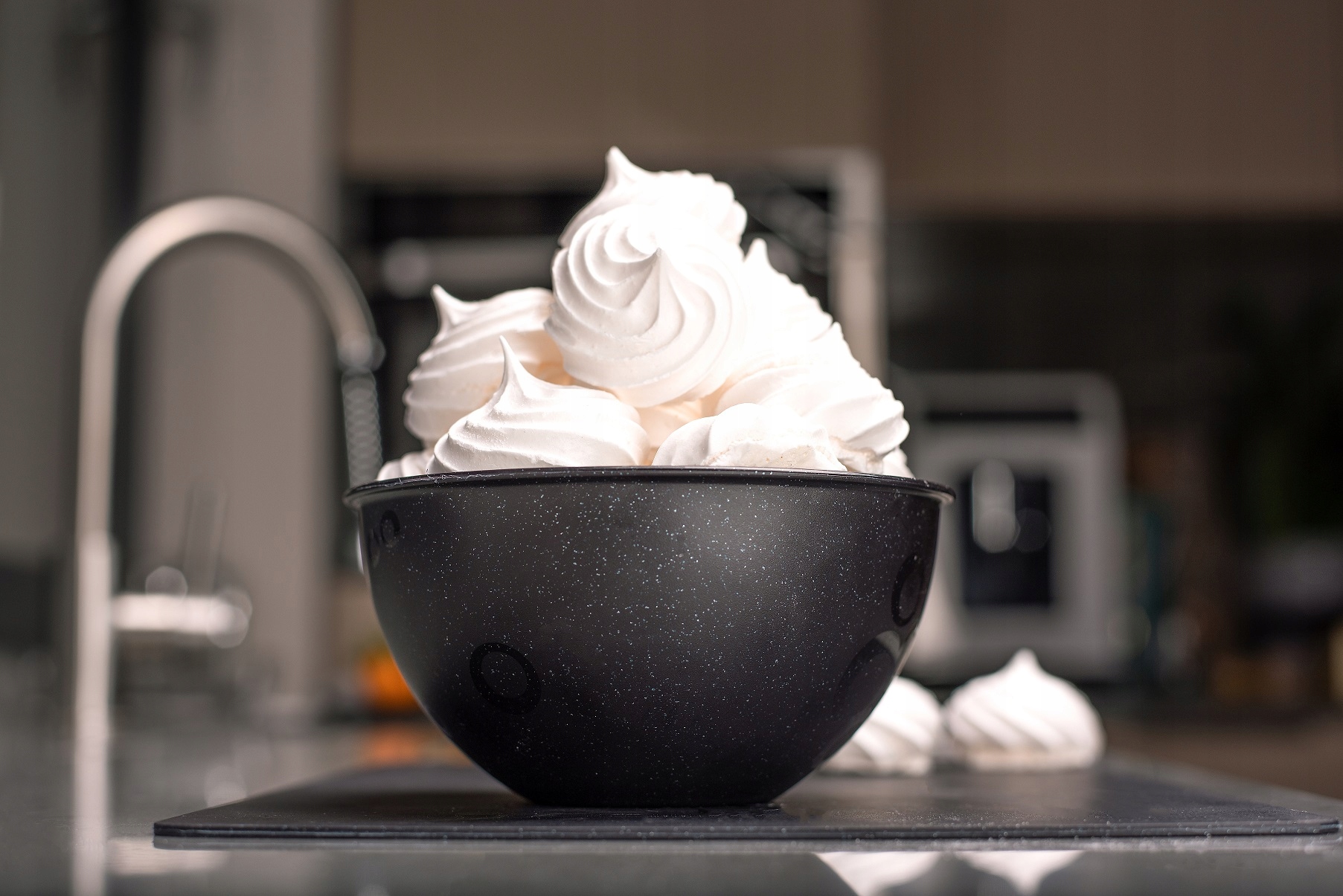 ZESTAW MISEK KUCHENNYCH PLASTIKOWE CZARNE 5szt Kod producenta MISKA NA OWOCE WARZYWA SAŁATKĘ PRZEKĄSKI