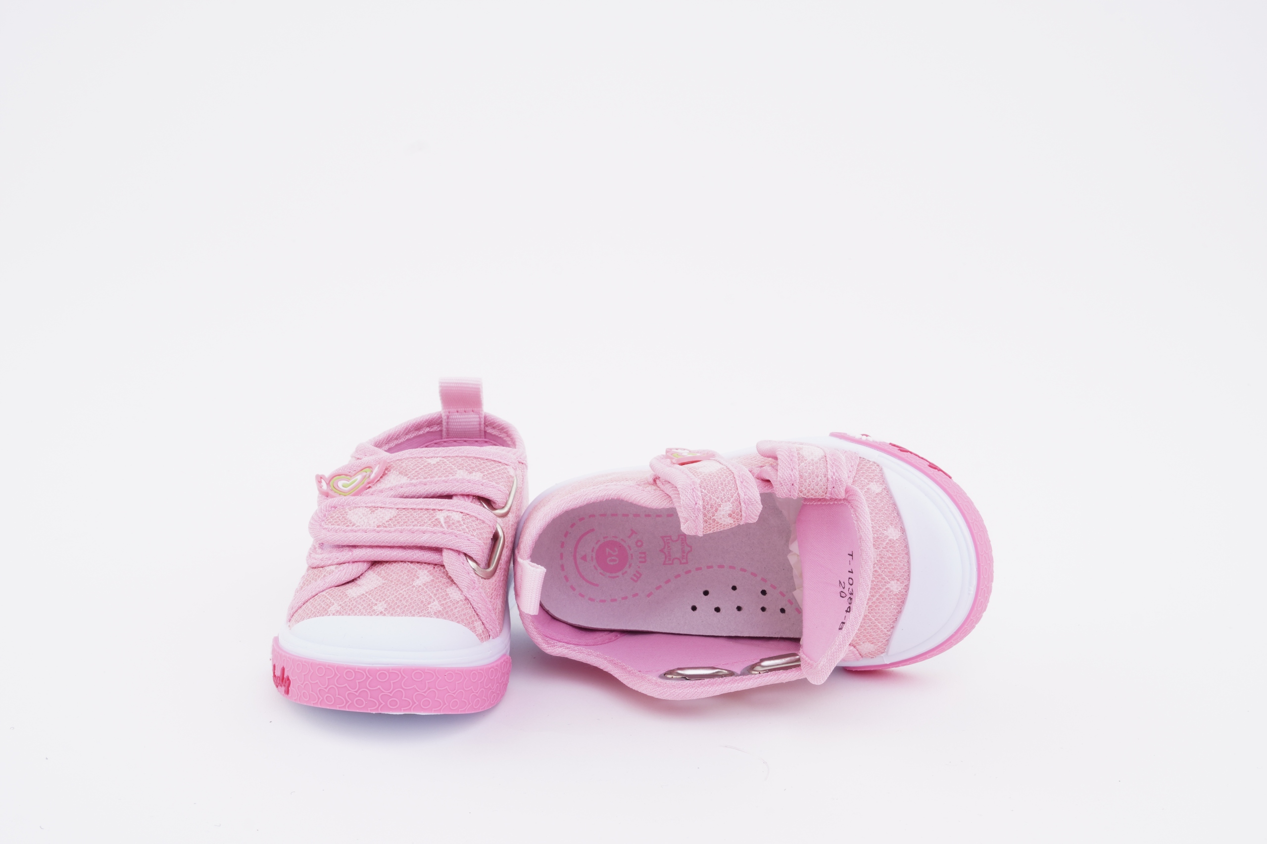 TRAMPKI DZIECIĘCE LOVELY SERDUSZKA RÓŻOWE 25r. 520902 Odcień cukierkowy róż