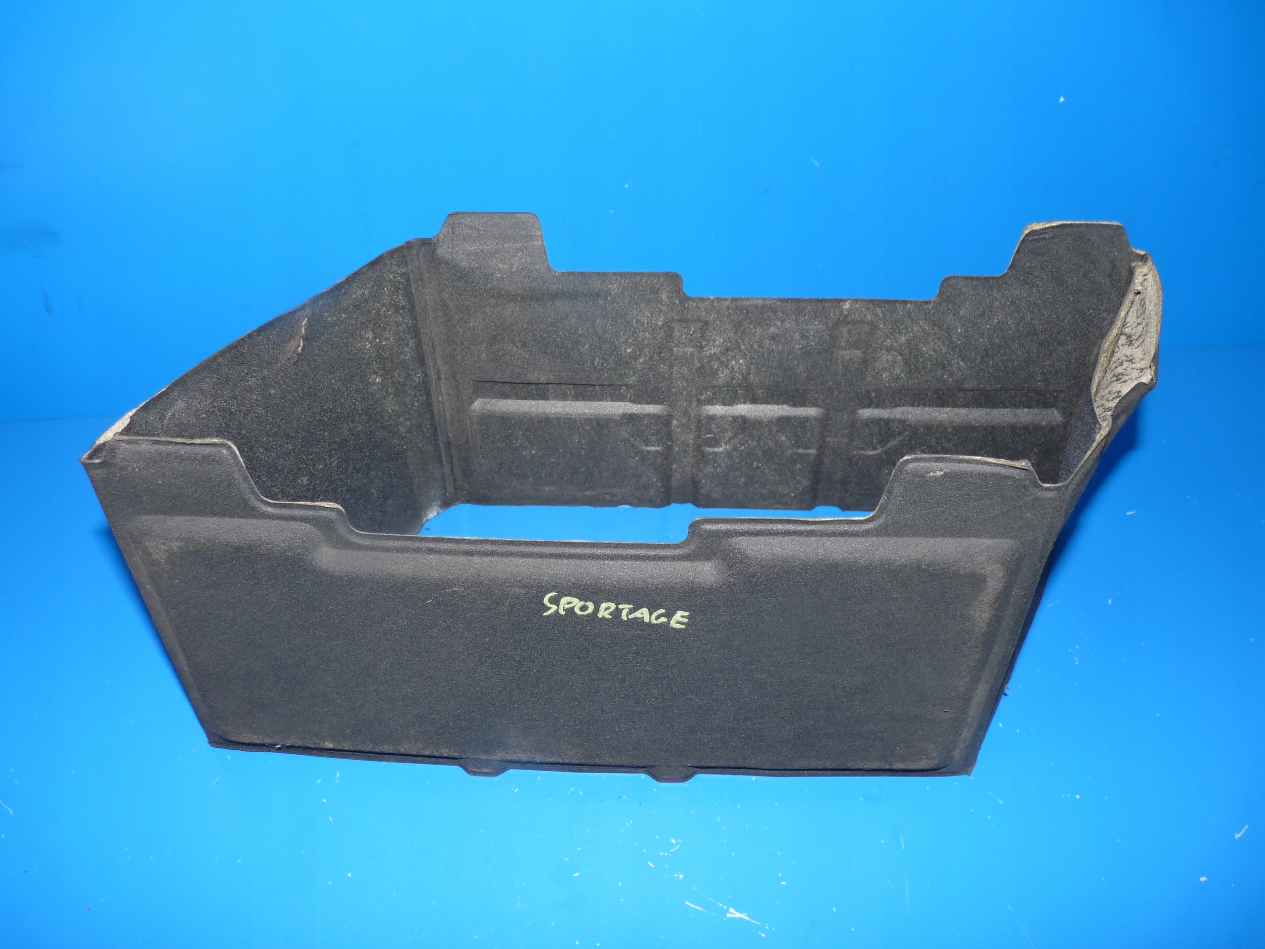 KIA SPORTAGE III OBUDOWA AKUMULATORA