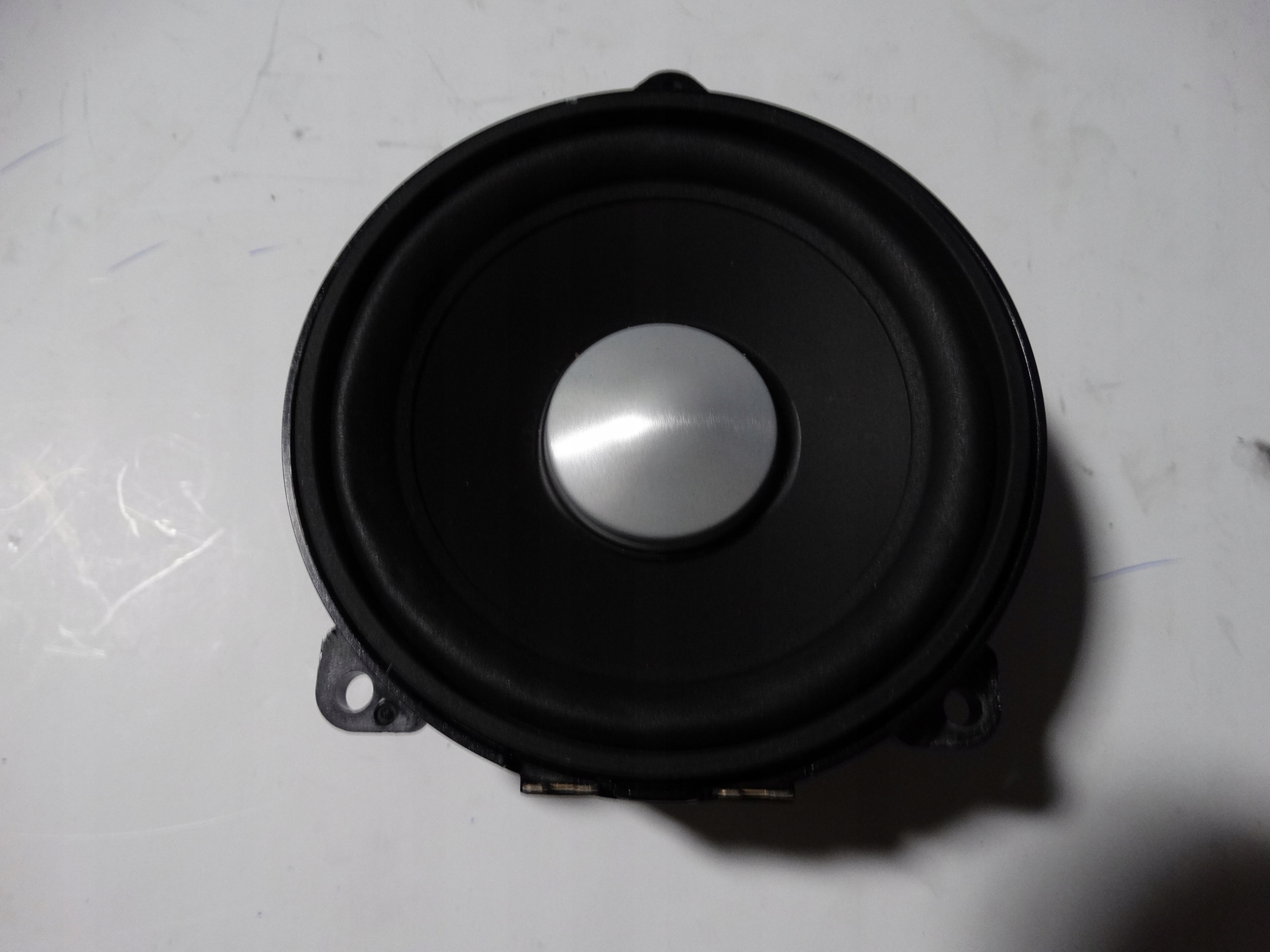 IDEALNY speaker HARMAN KARDON RANGE ROVER L319 1