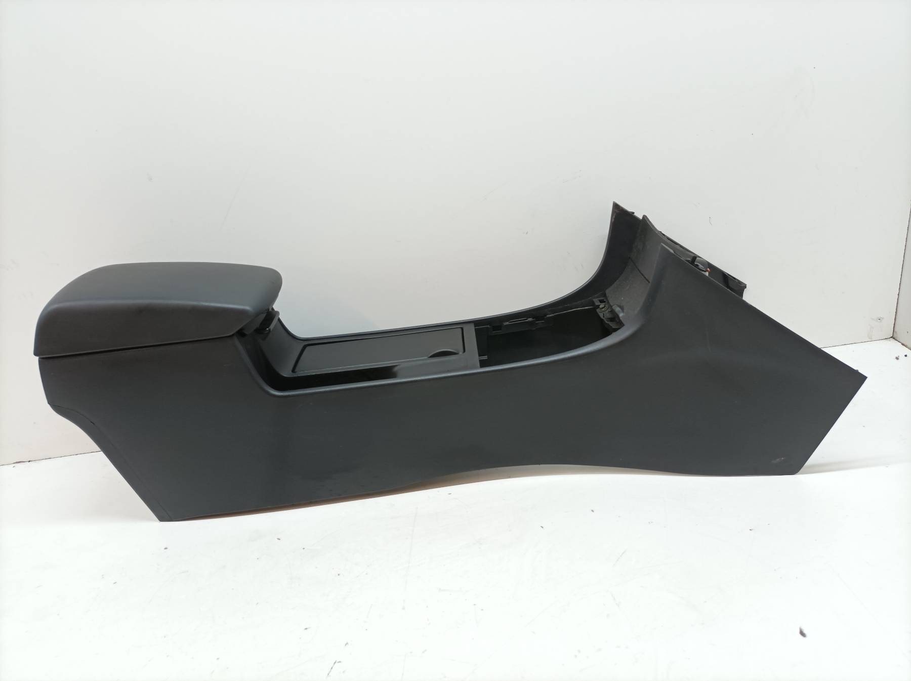 TUNEL media bracciolo BK Mazda 3 e (2003-2009)