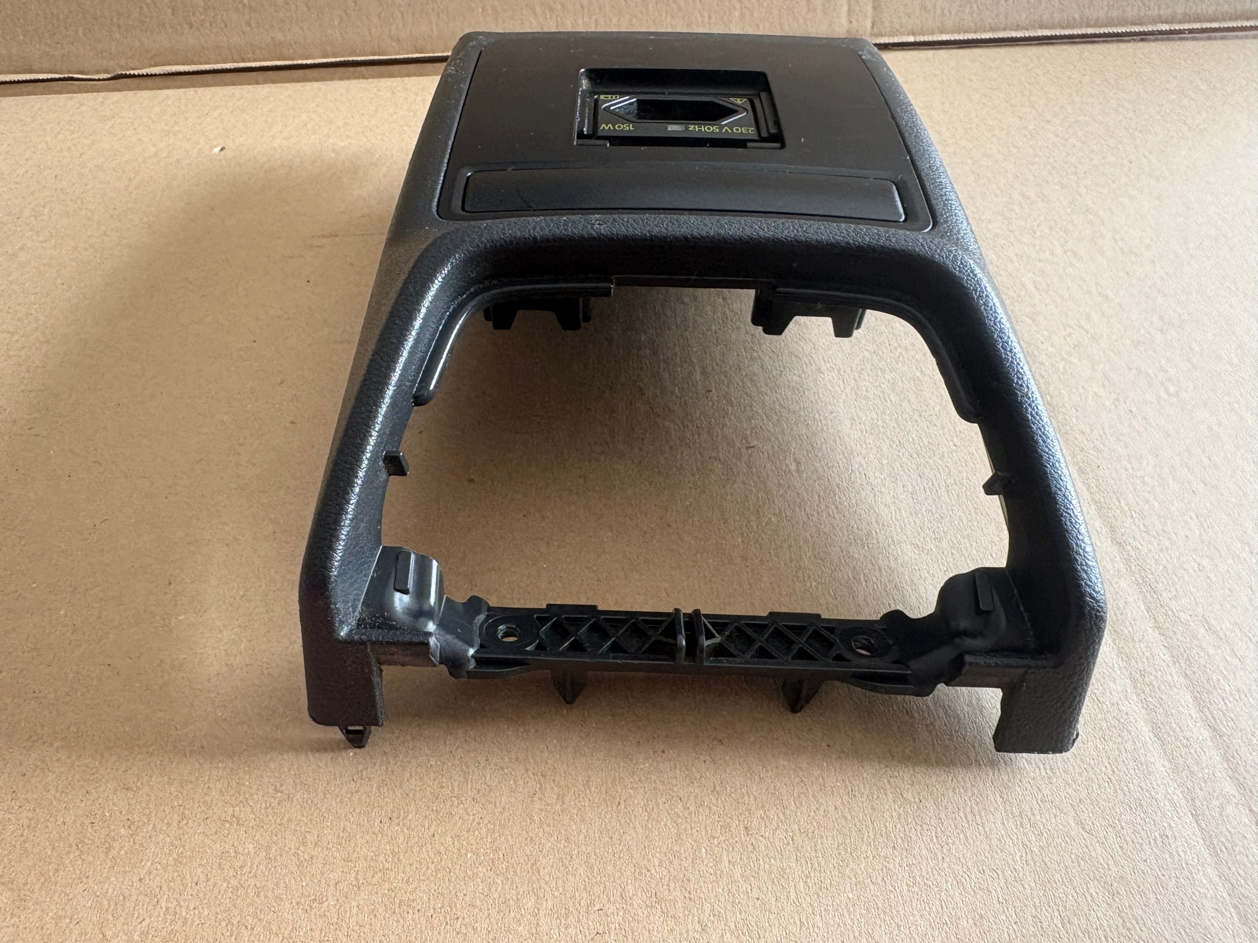 SKODA OCTAVIA III TUNEL mitte PANEL hinten 5E0857289B