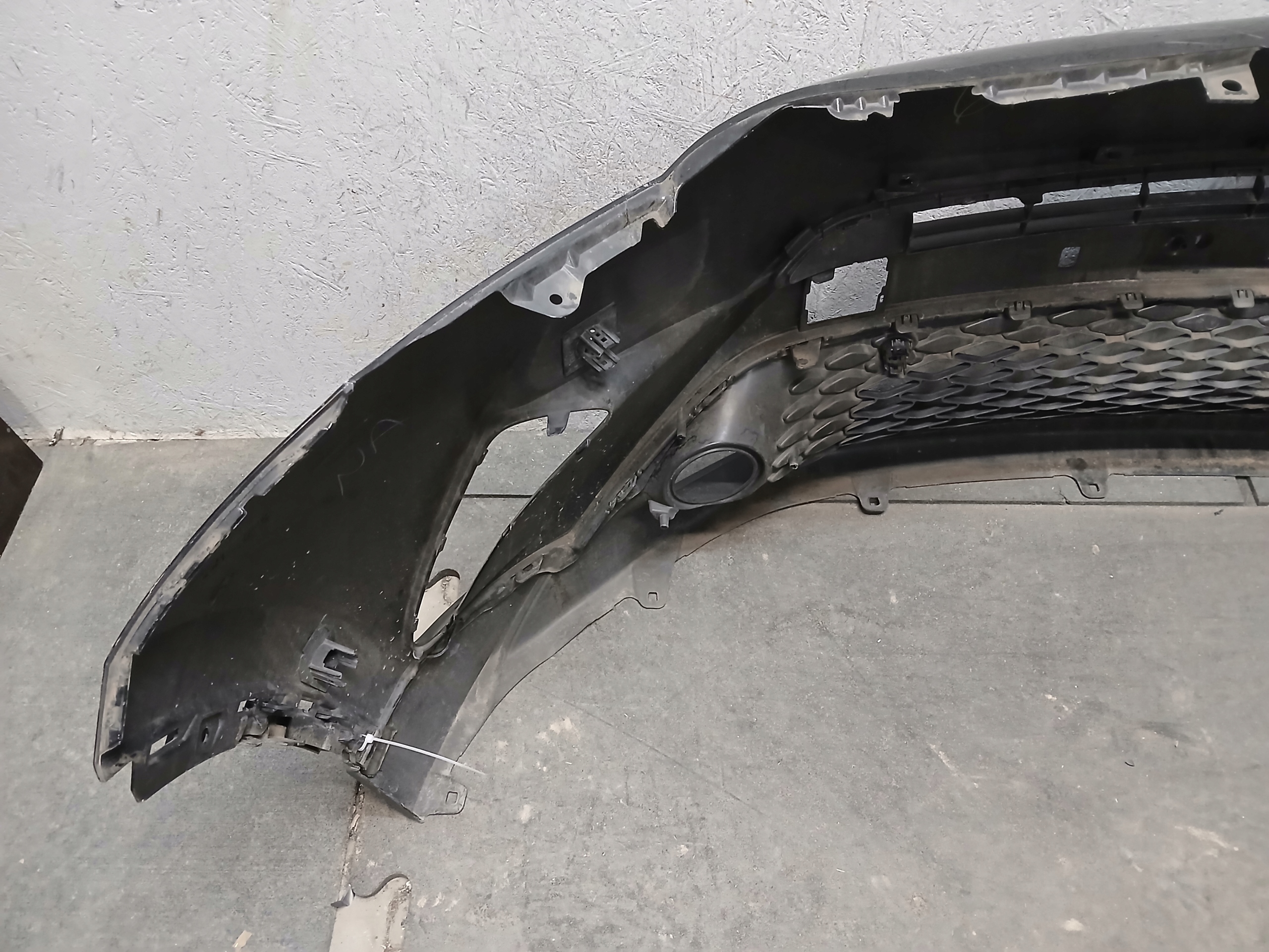 bumper front TOYOTA CHR CH R CH-R