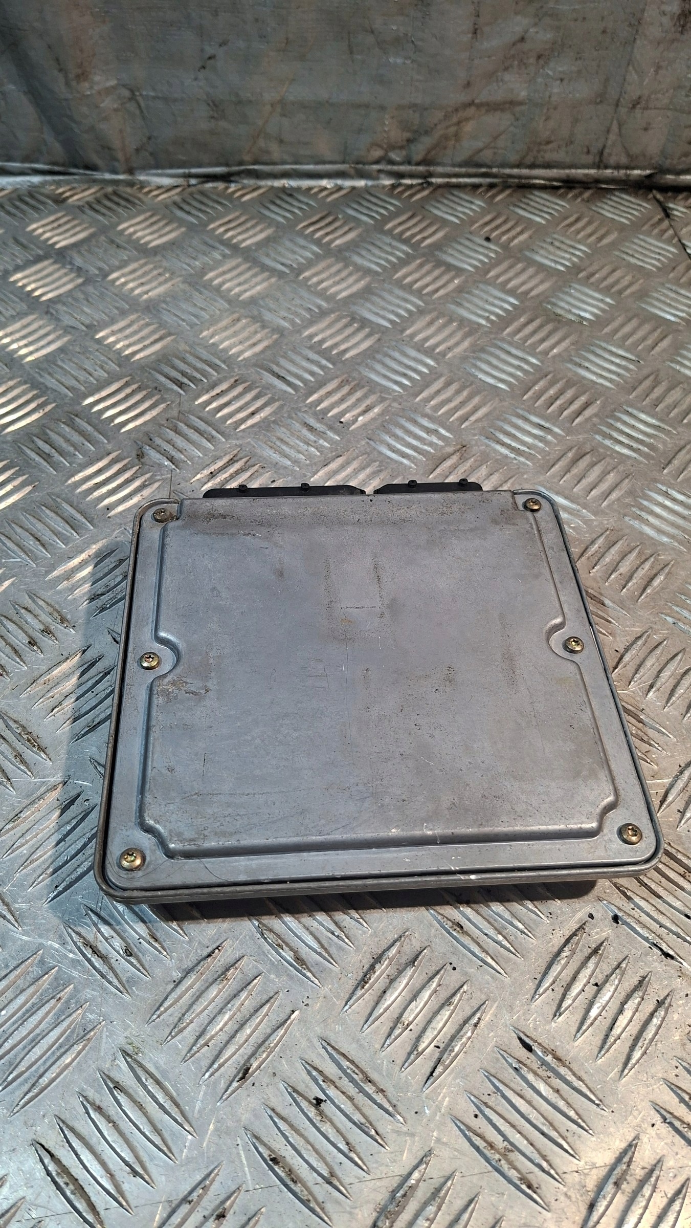 control unit of the engine VW GOLF IV 1.9TDI