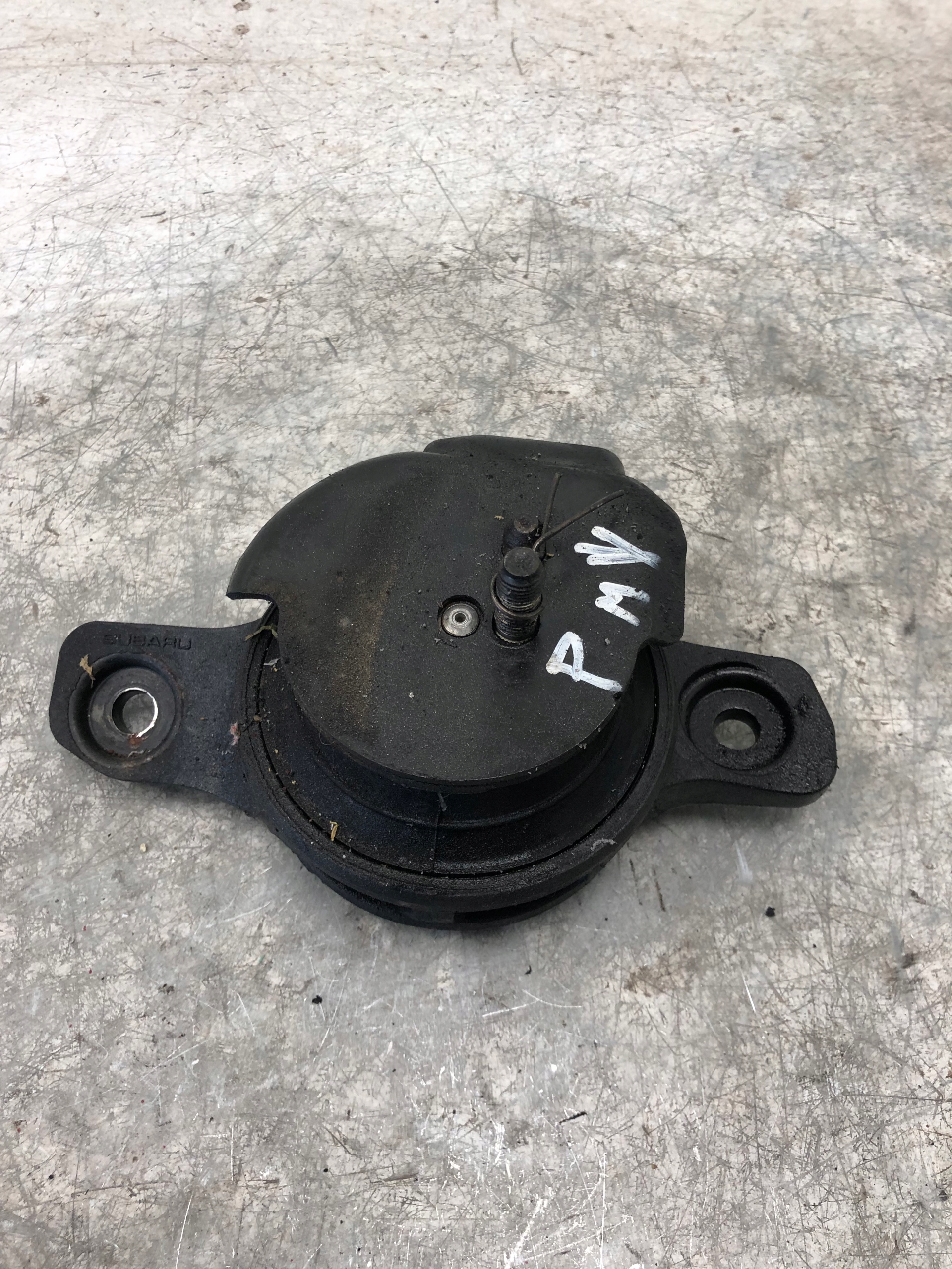 holder engine mount SUBARU LEGACY IV 2.0D EE20
