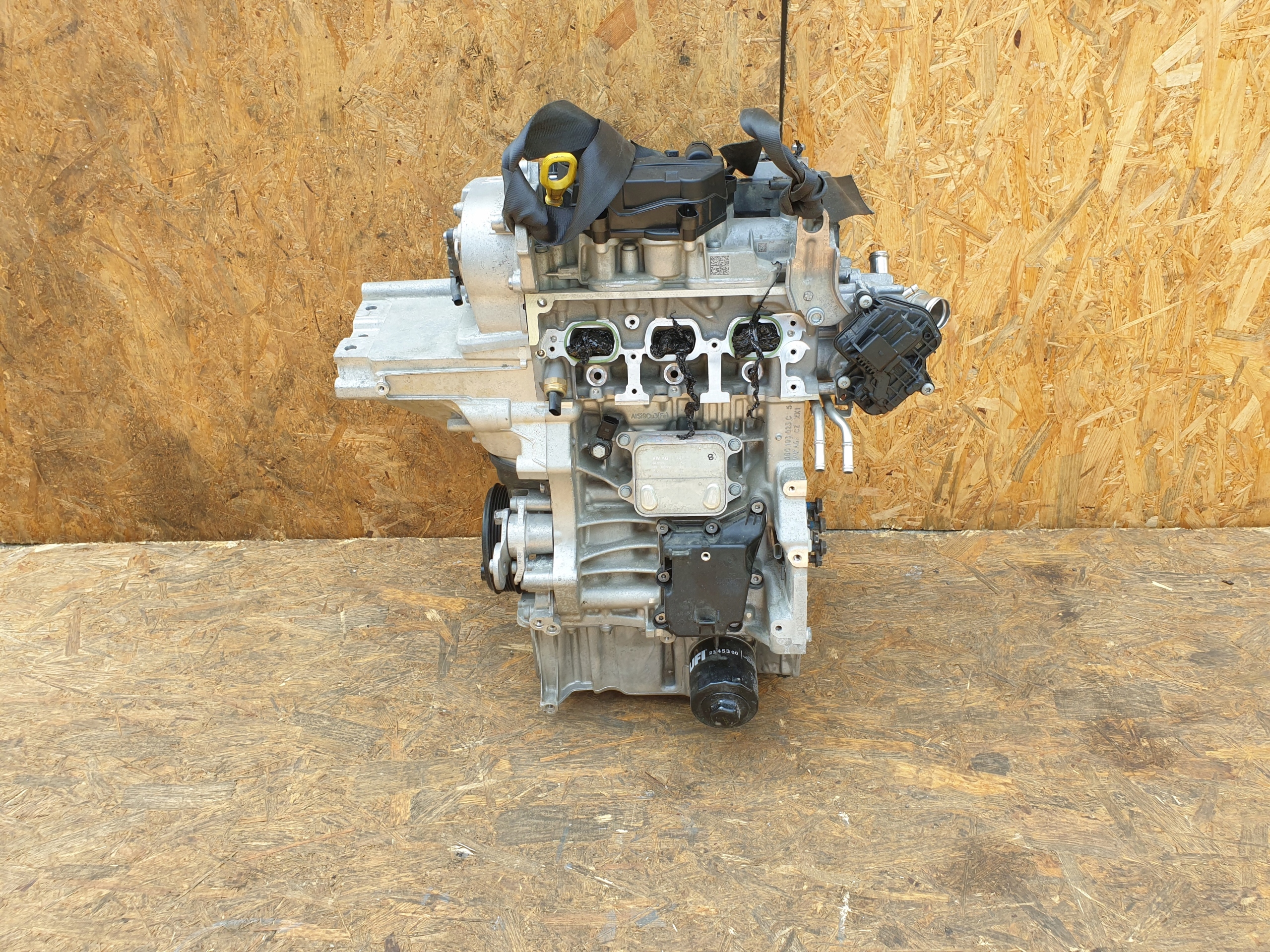 engine unprotected pillar VW AUDI 1.0TSI DLA