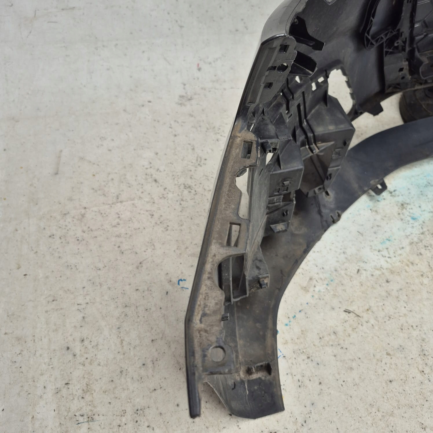 AUDI A4 B9 8W S-LINE LIFT 19-24 bumper front front PDC