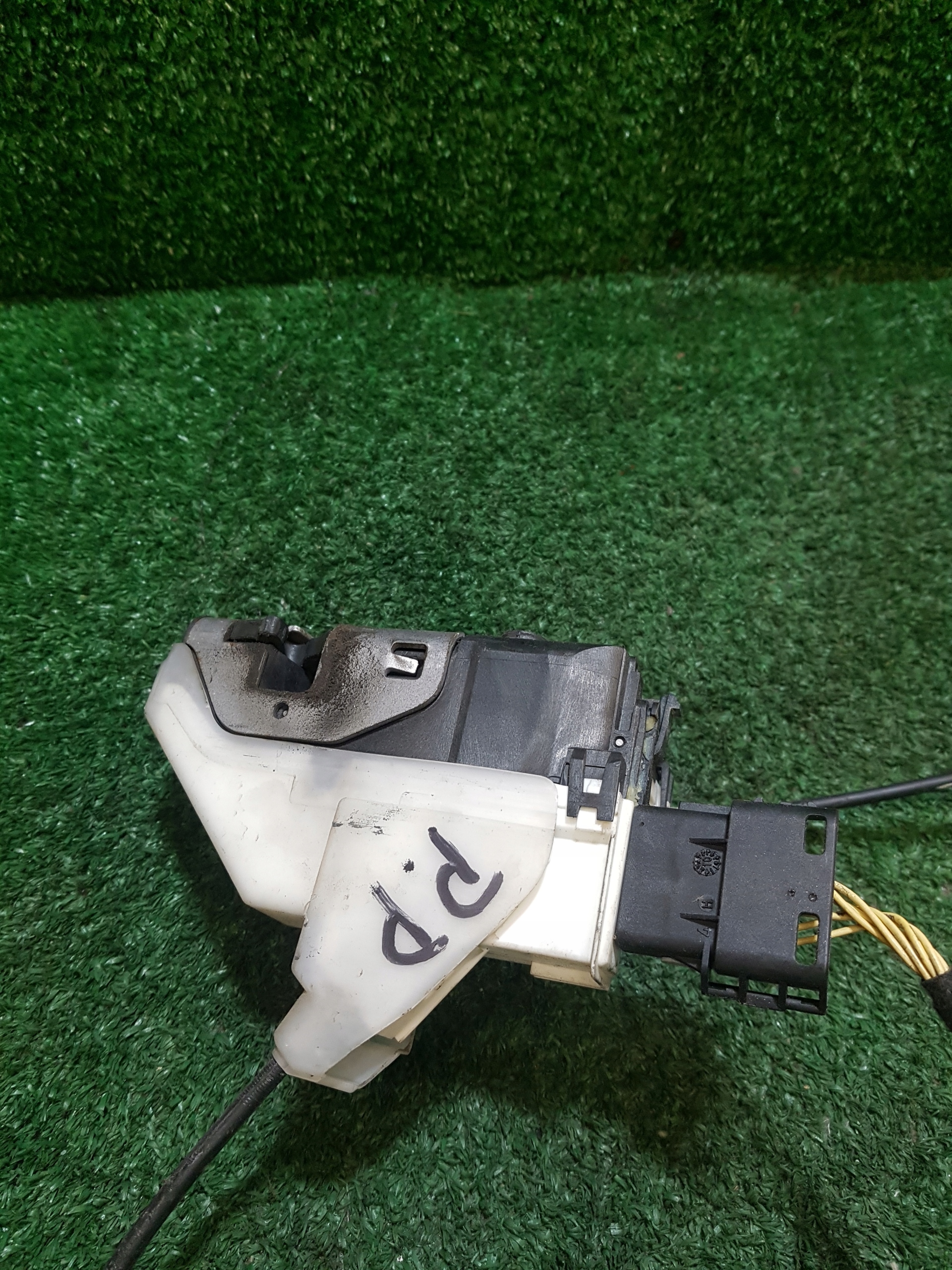 lock door right front CITROEN DS-3 6 PIN