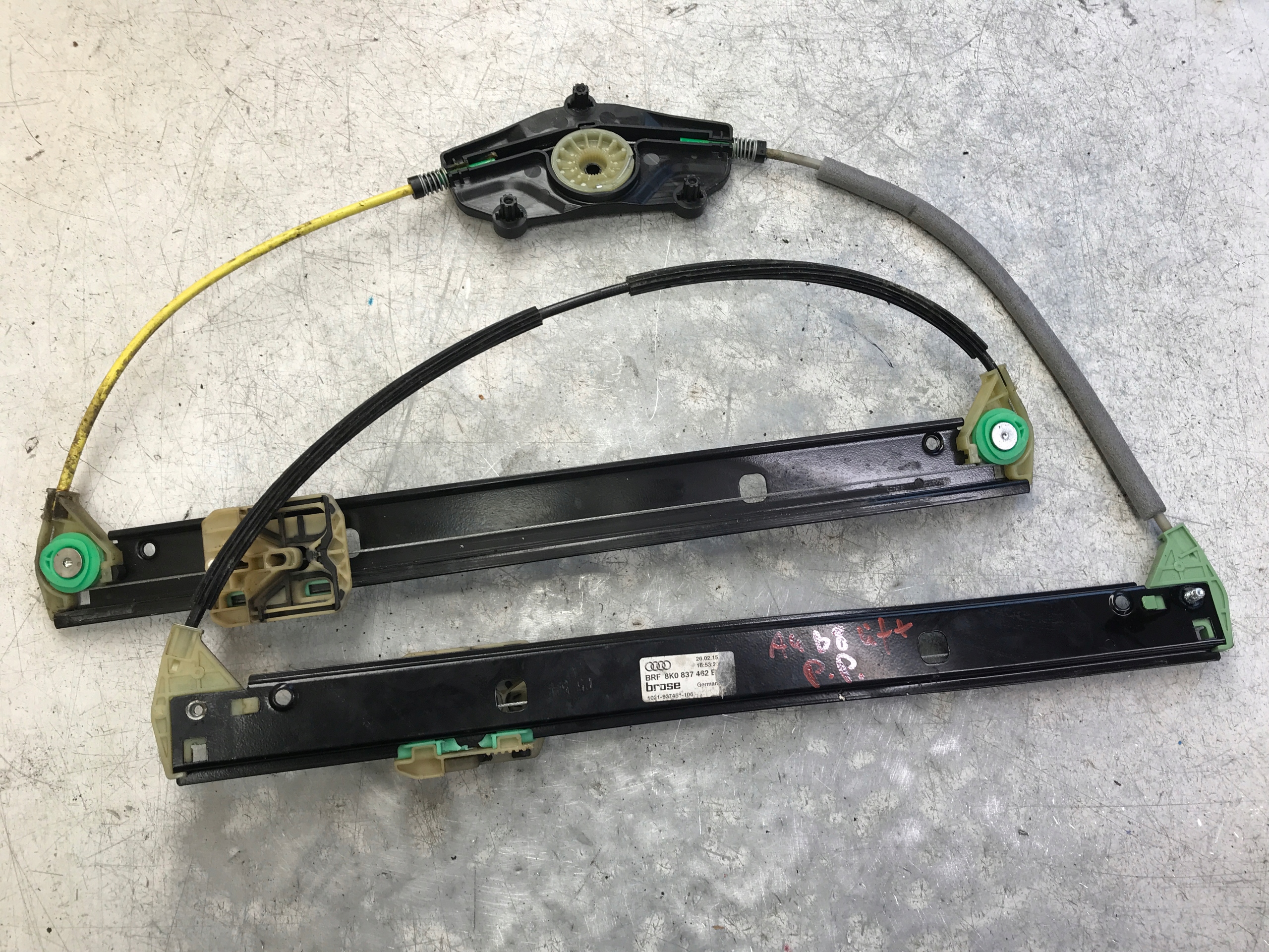 window regulator right front A4 B8 LIFT 8K0837462E