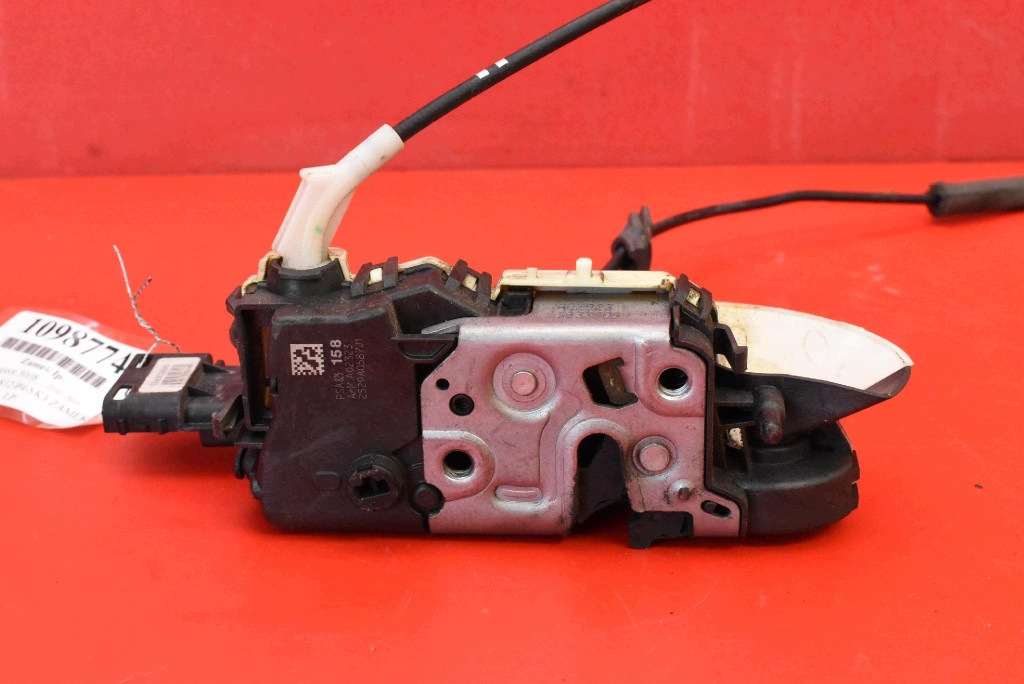 lock door left front front EU PSA825158 PEUGEOT 3008 1 and 10-13