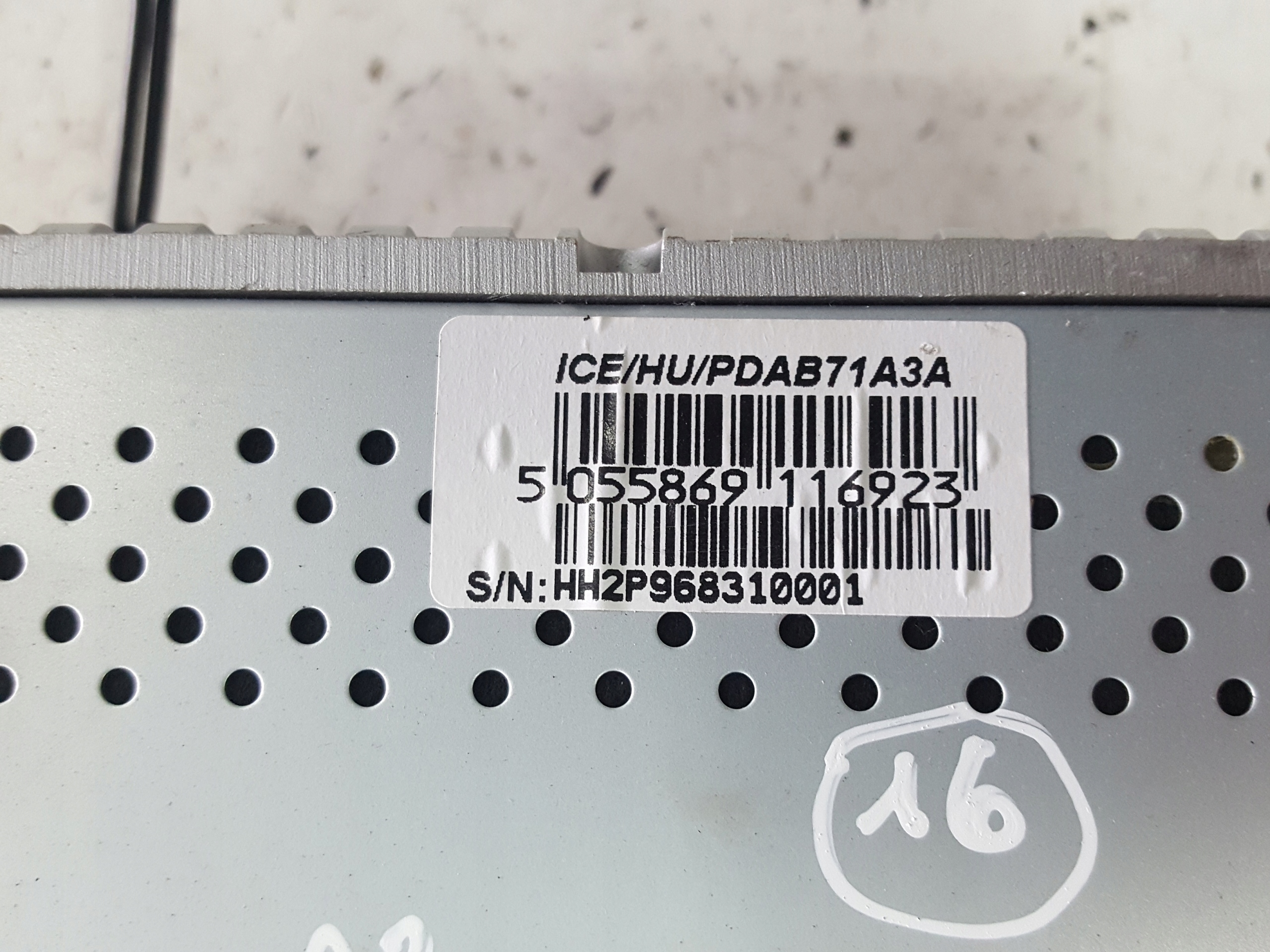 AUDI A3 8P 03-12r RADIO NAWIGACJA XTRONS Typ samochodu Samochody osobowe