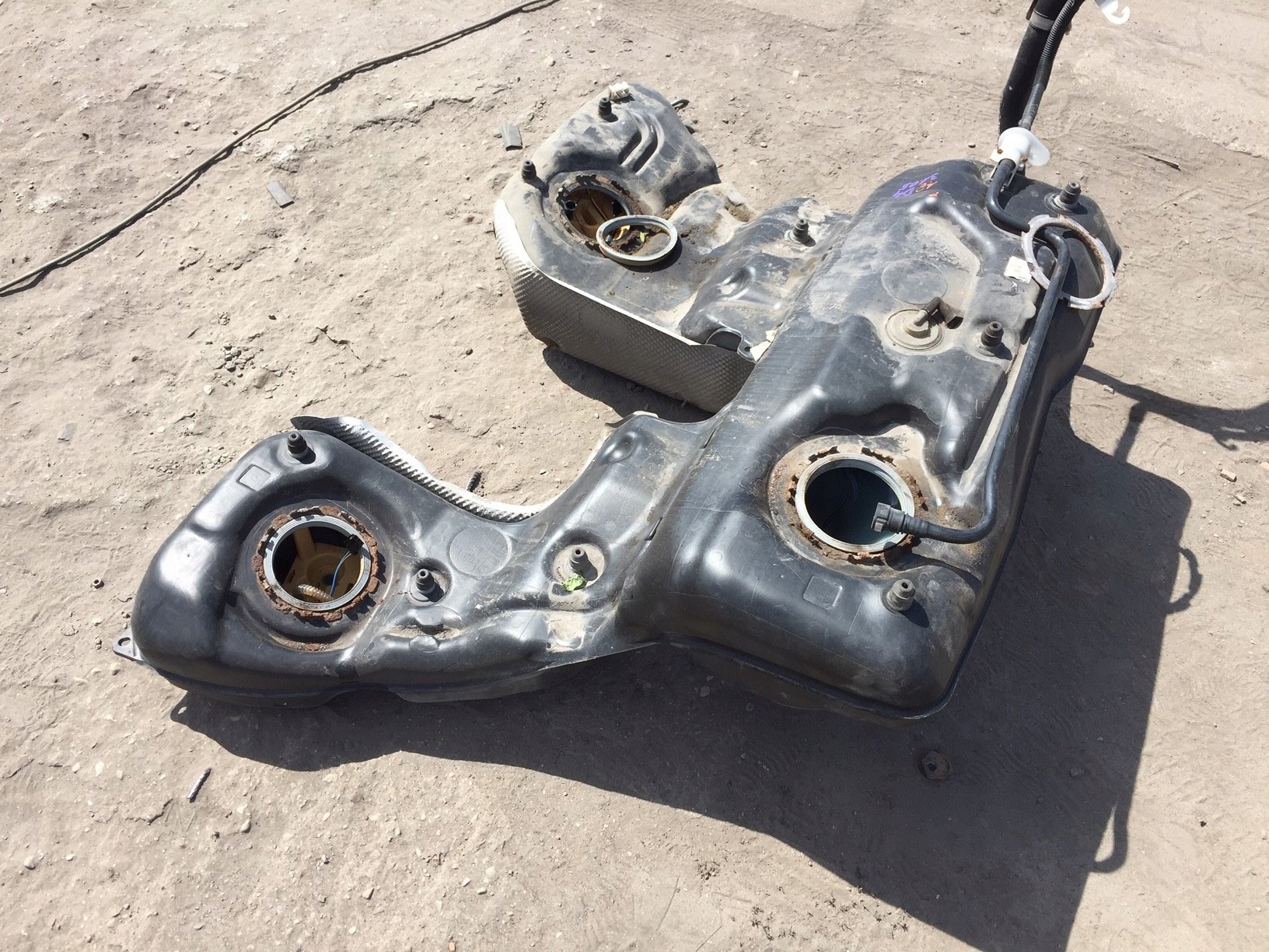 AUDI A8 D4 3.0 TDI kraftstofftank tank 4H0201021BE
