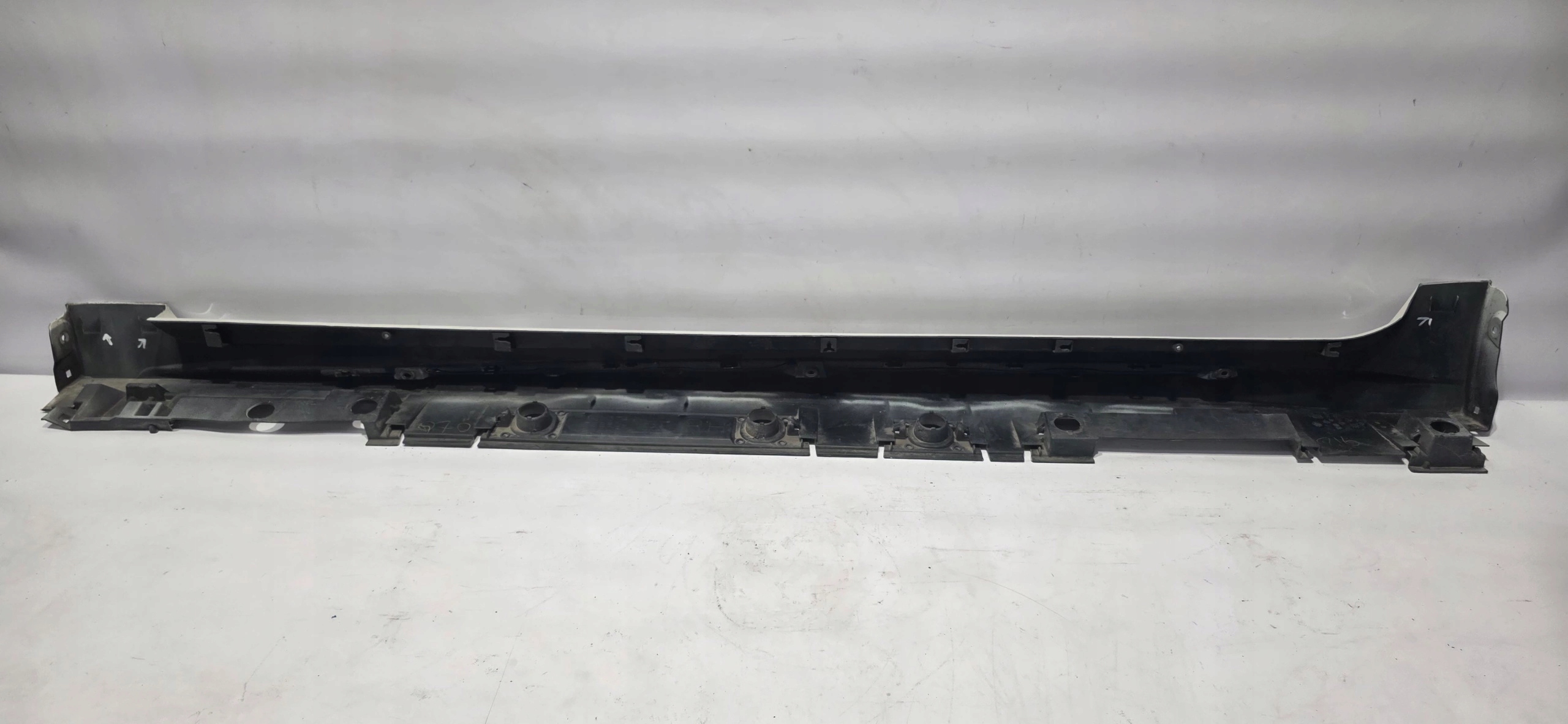moulding threshold threshold right TOYOTA COROLLA E21 HB GR 19- 75851-YY020