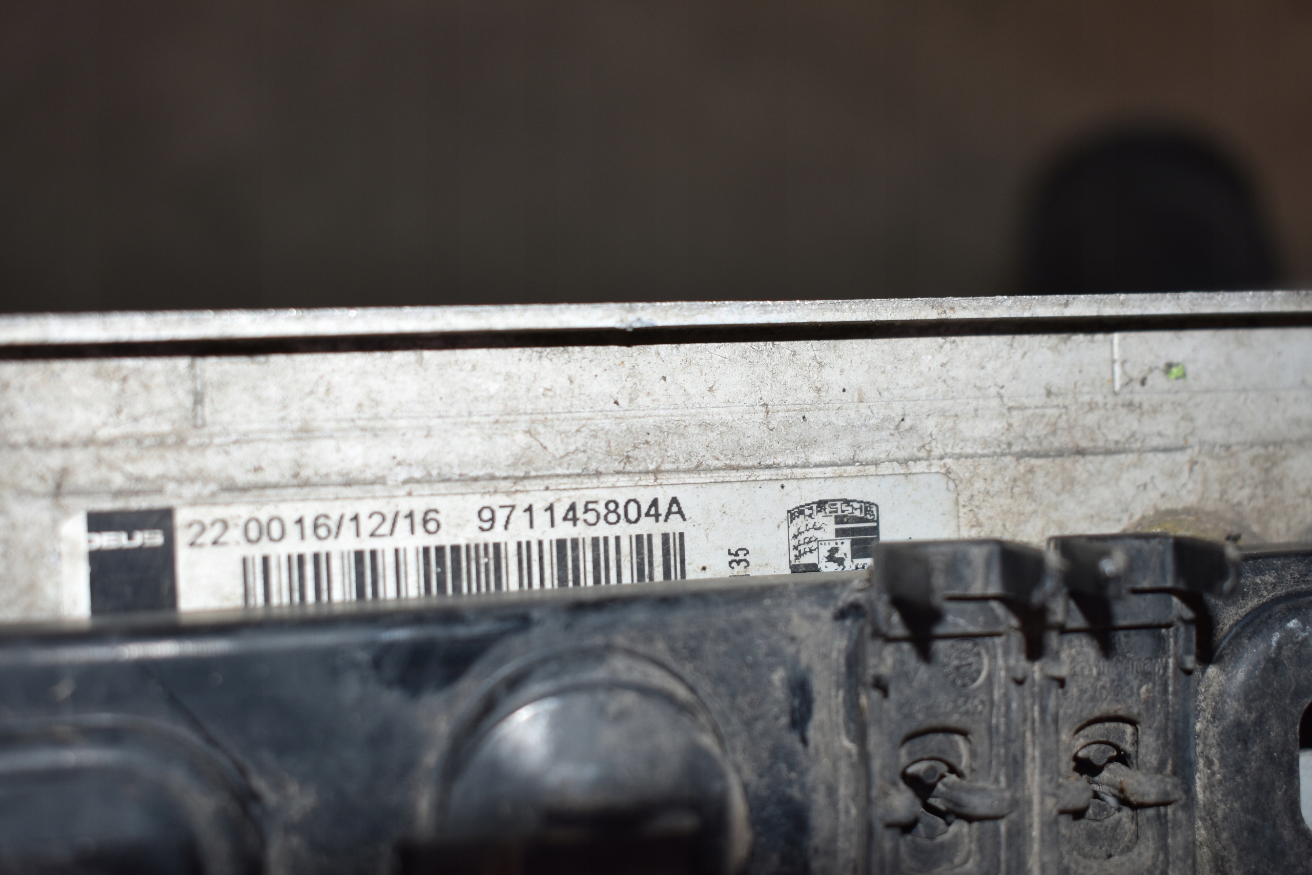 IDEALNA Kühler intercooler rechts PORSCHE 971 4.0D V8 1