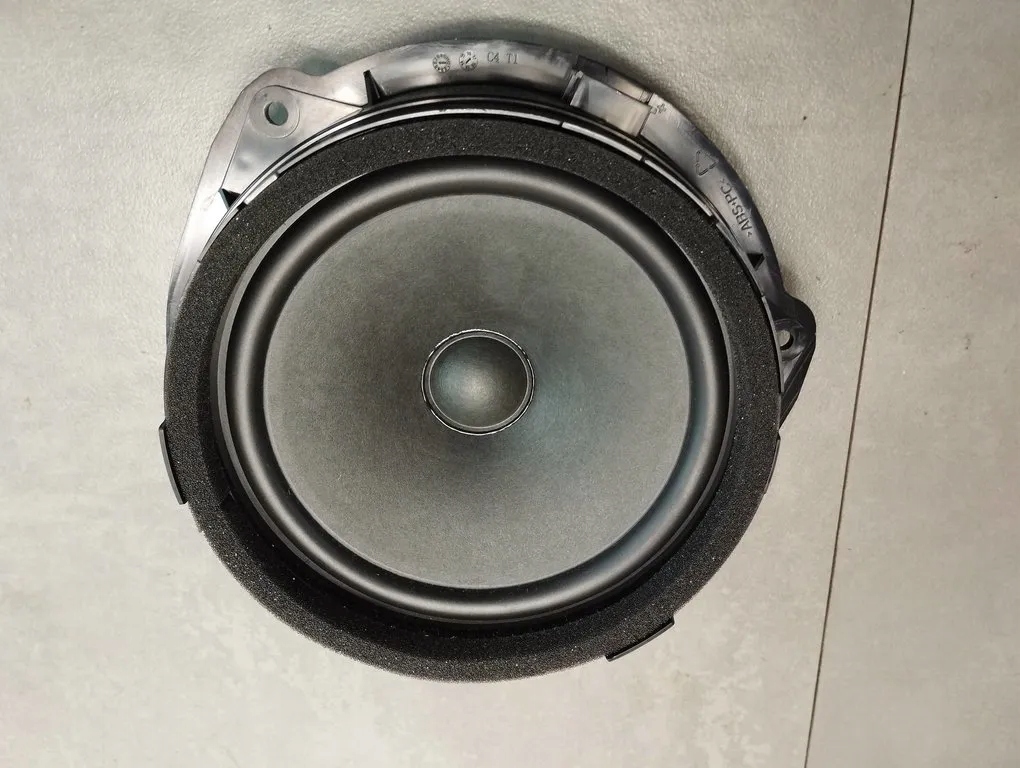 Audi A3 S3 8V Lautsprecher Tür heck 8V4035411B