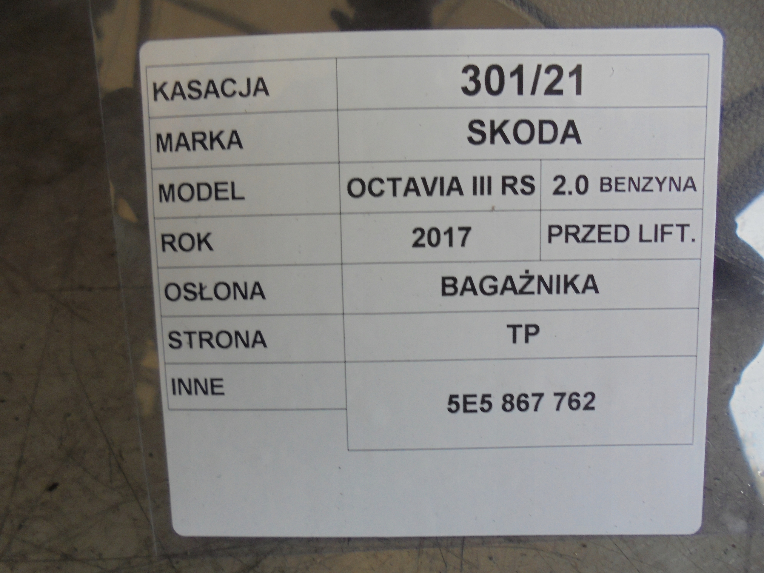 bearing polki boot Skoda Octavia III 5E5867762