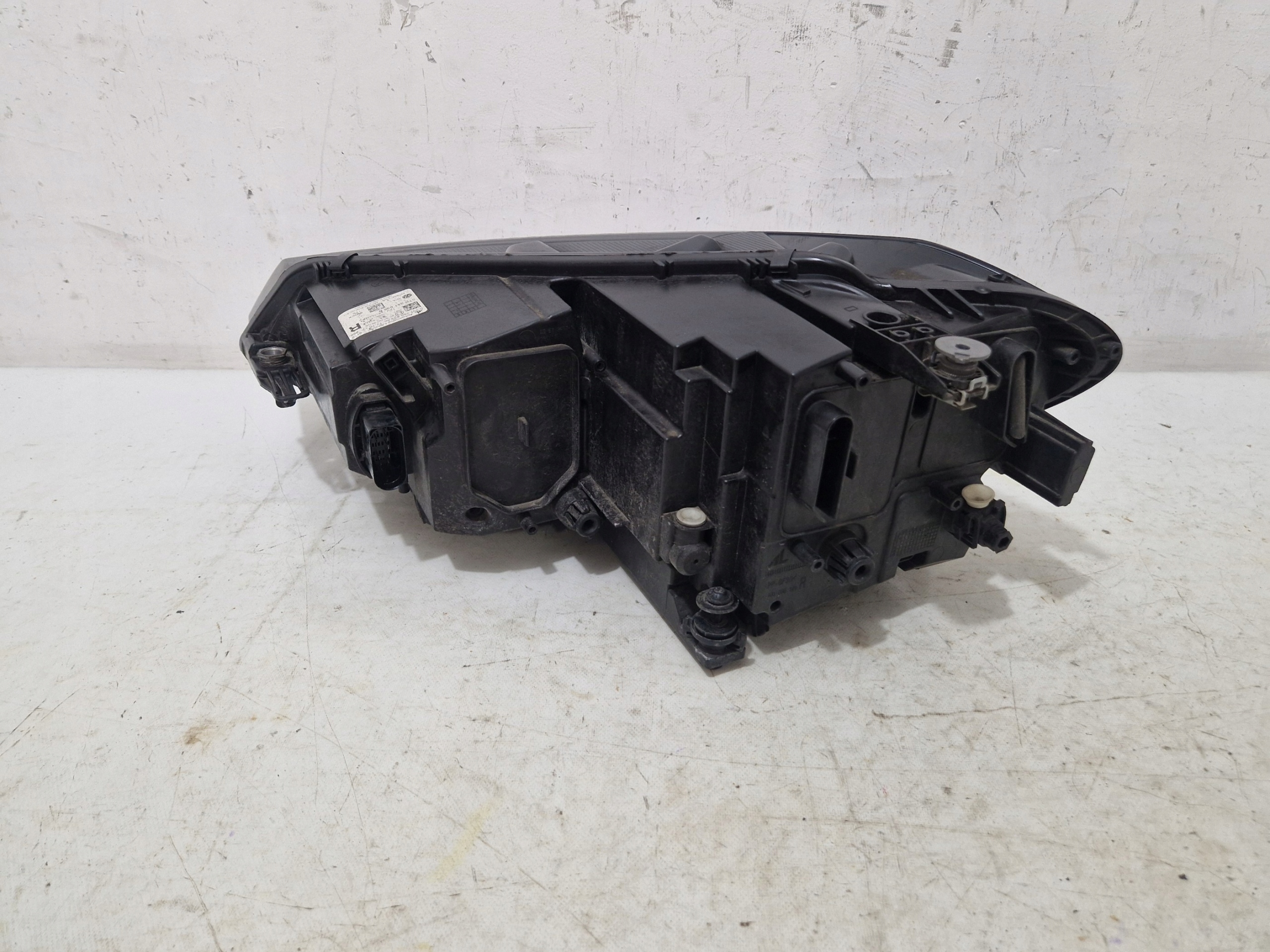 * VW TOURAN III 5TB light REFLEKTOR FULL LED right EUROPA 5TB941036B