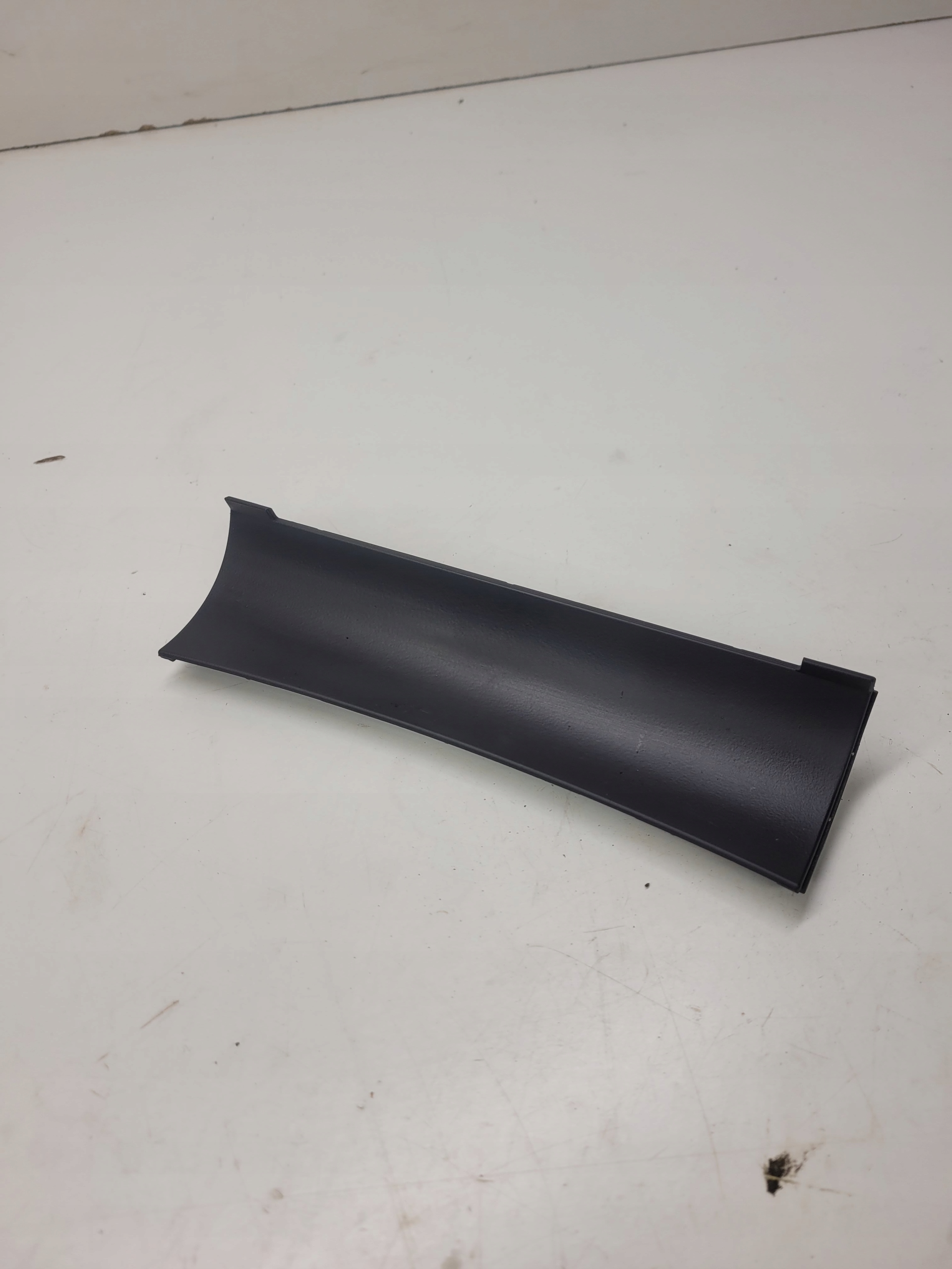 ZAŚLEPKA POPIELNICZKI PRZÓD AUDI A3 8P 8P0864147A