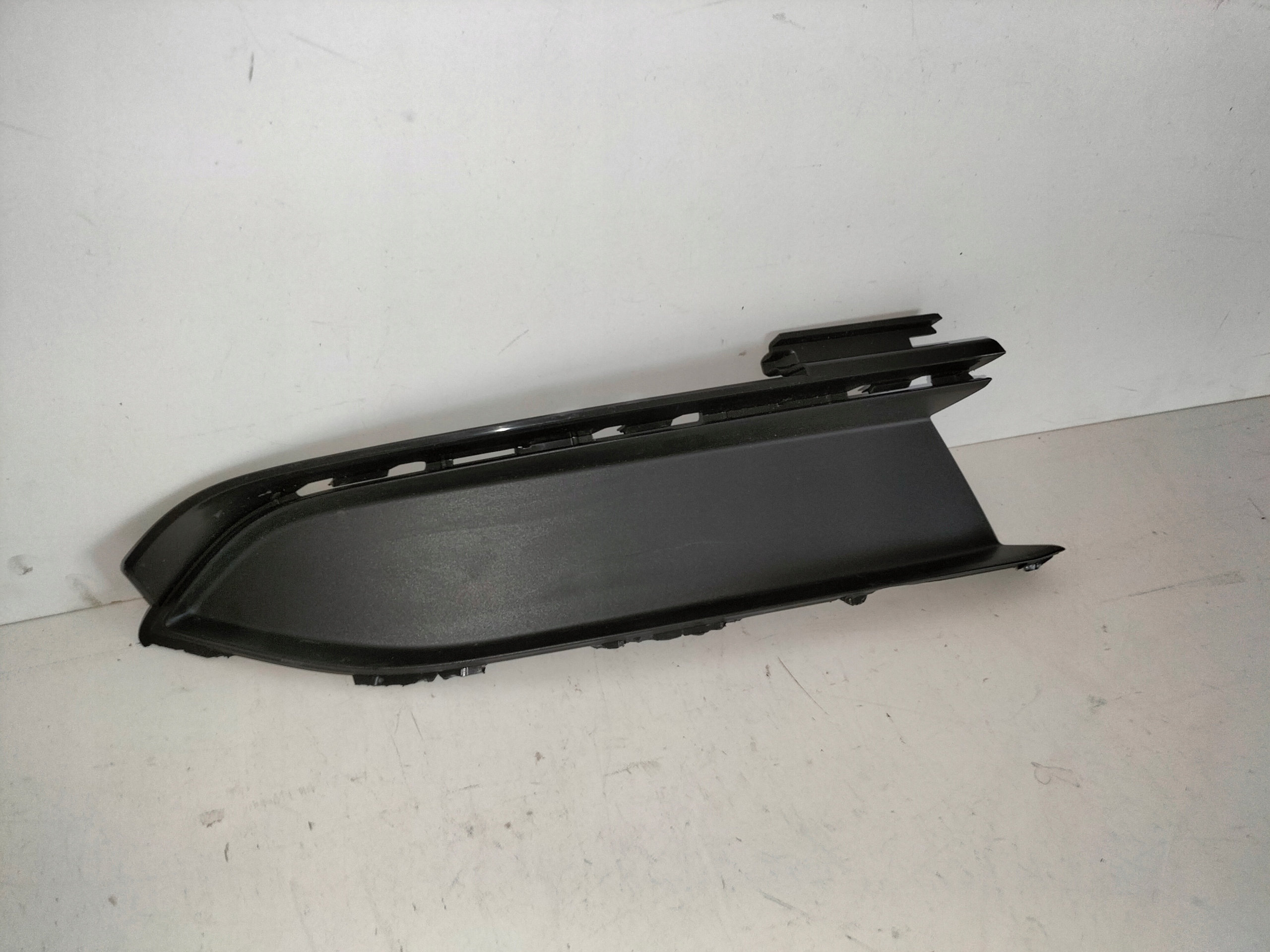 grille grid of a bumper front right AUDI Q6 85H 24
