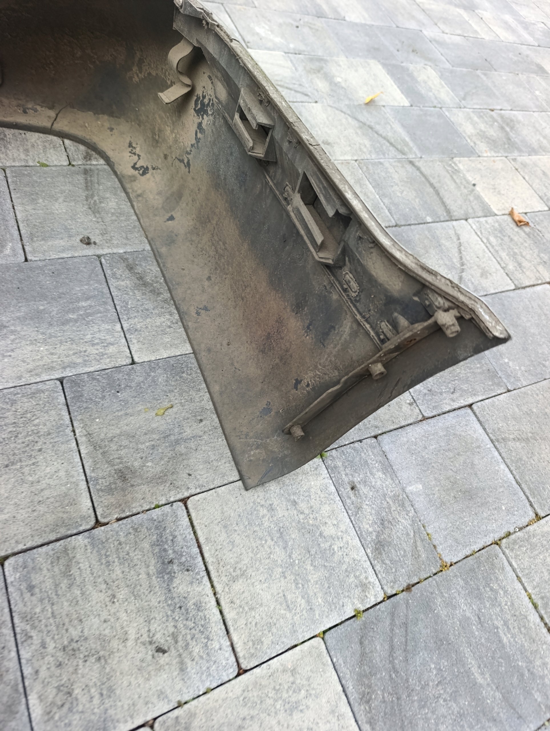 bumper rear part VW T5 LIFT complete srebrny