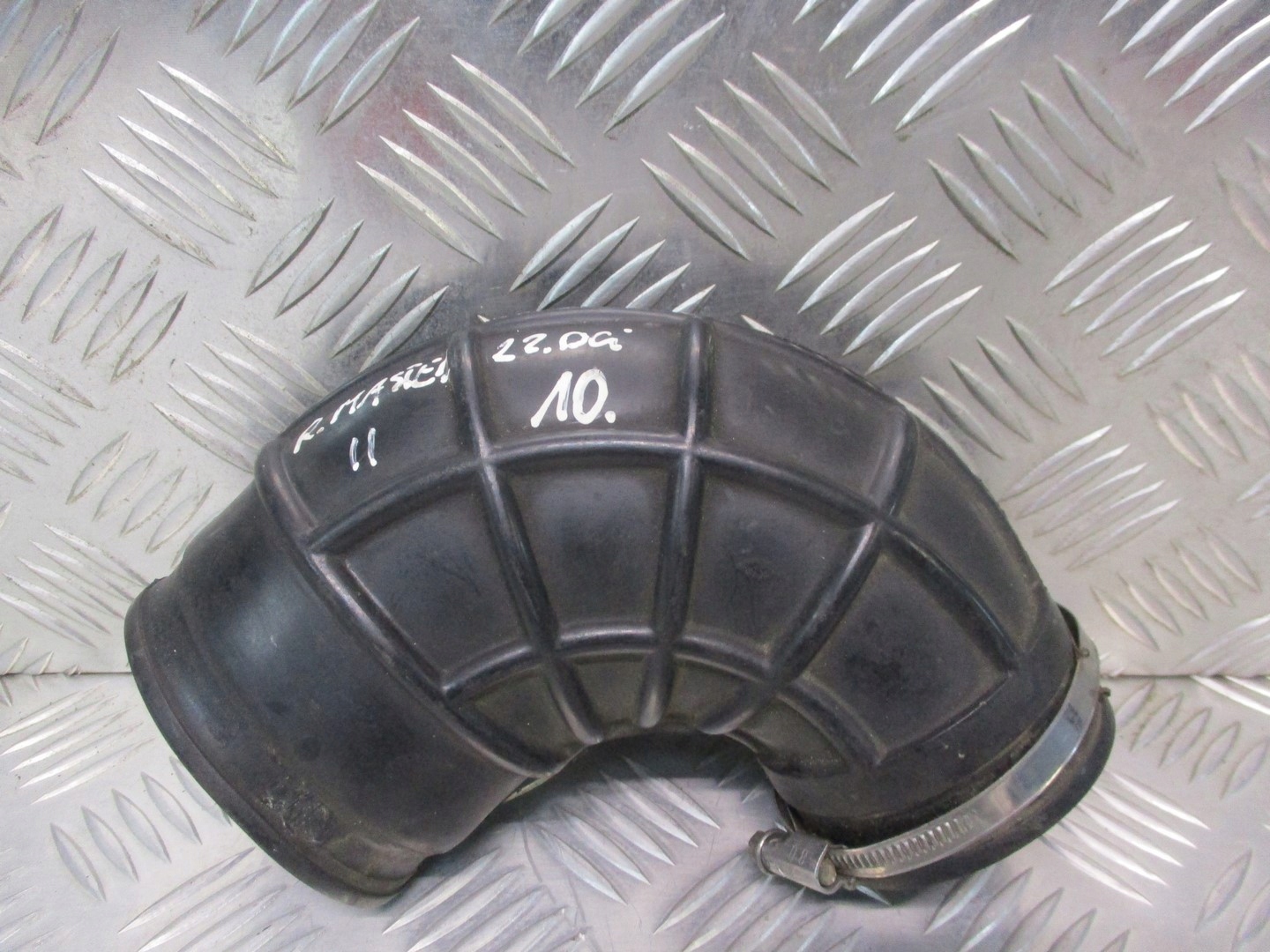 патрубок труба Воздух renault MASTER II 2.2