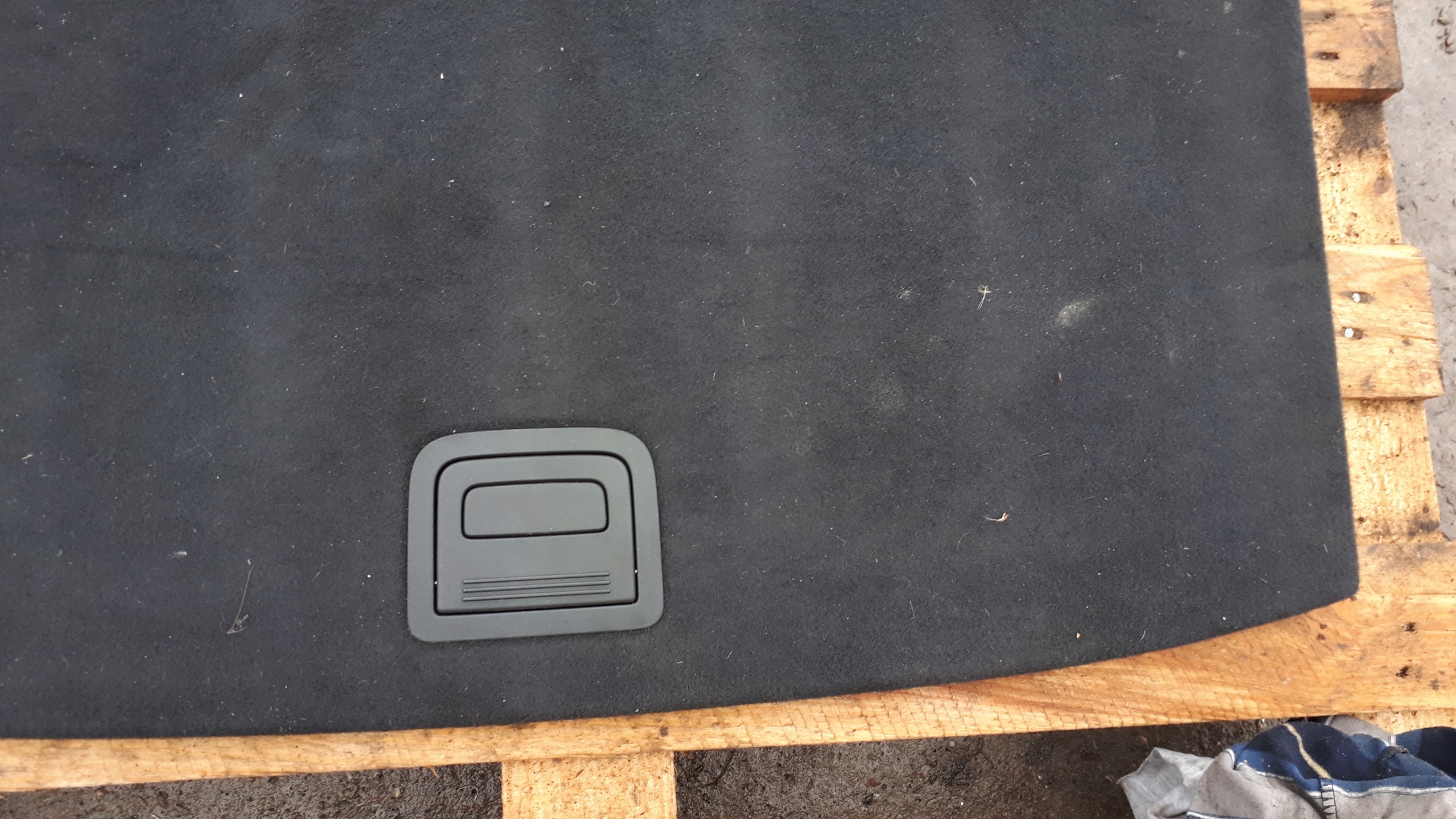 A4 B9 8W MATA mats boot KOMBI AVANT