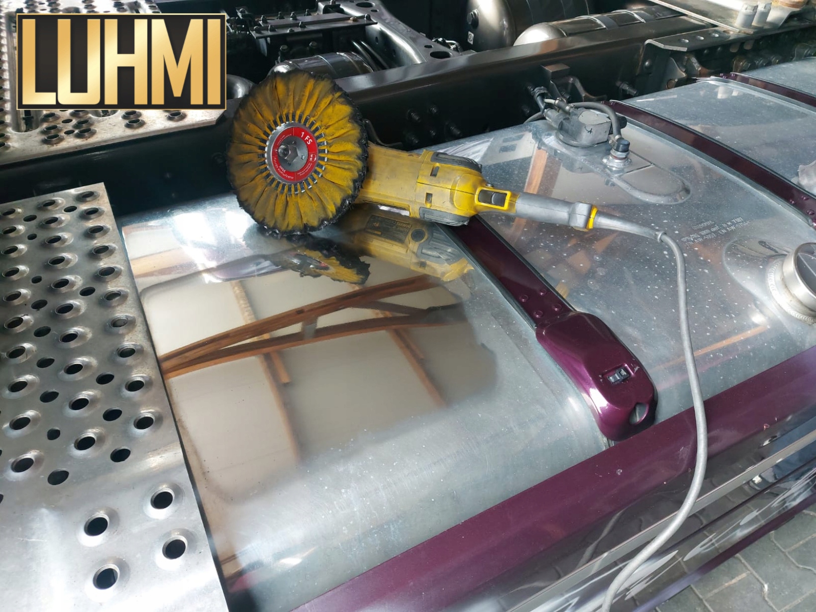 1FS LUHMI tarcza polerska Pojemność opakowania 1000 ml