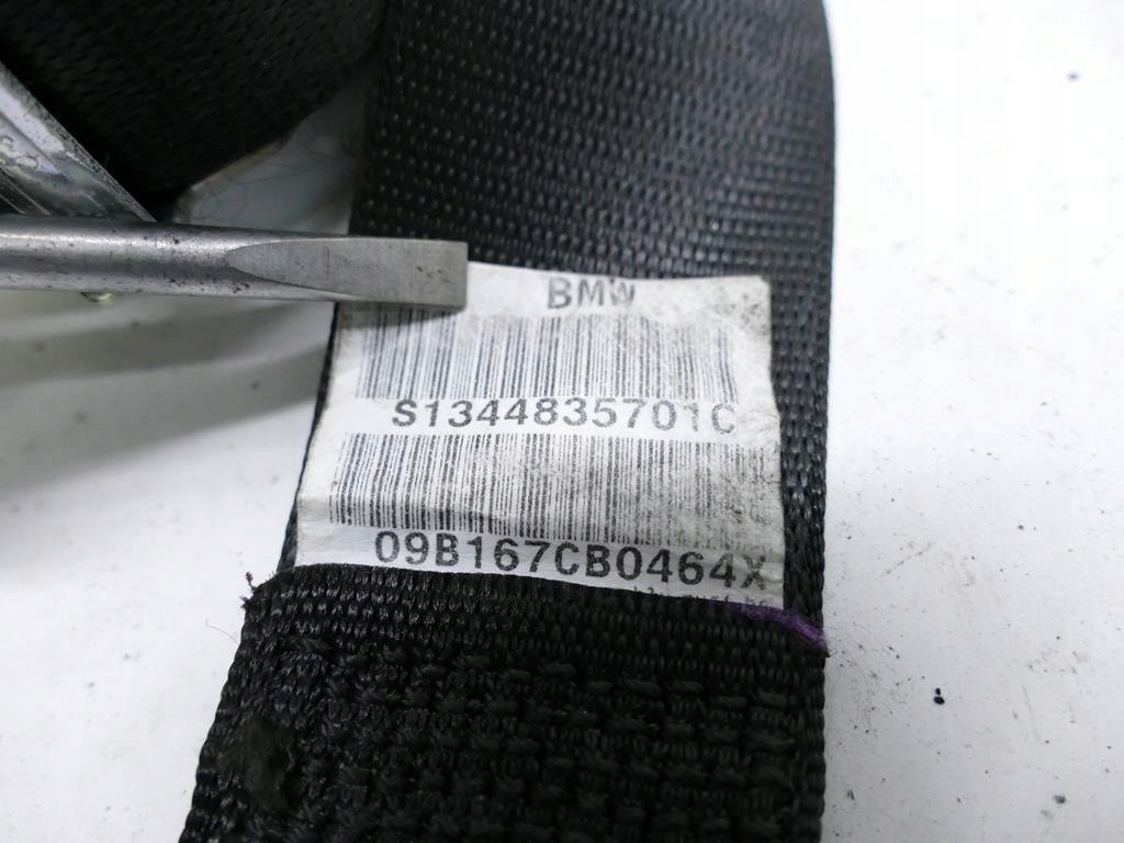 BMW X3 E83 ремень безопасности