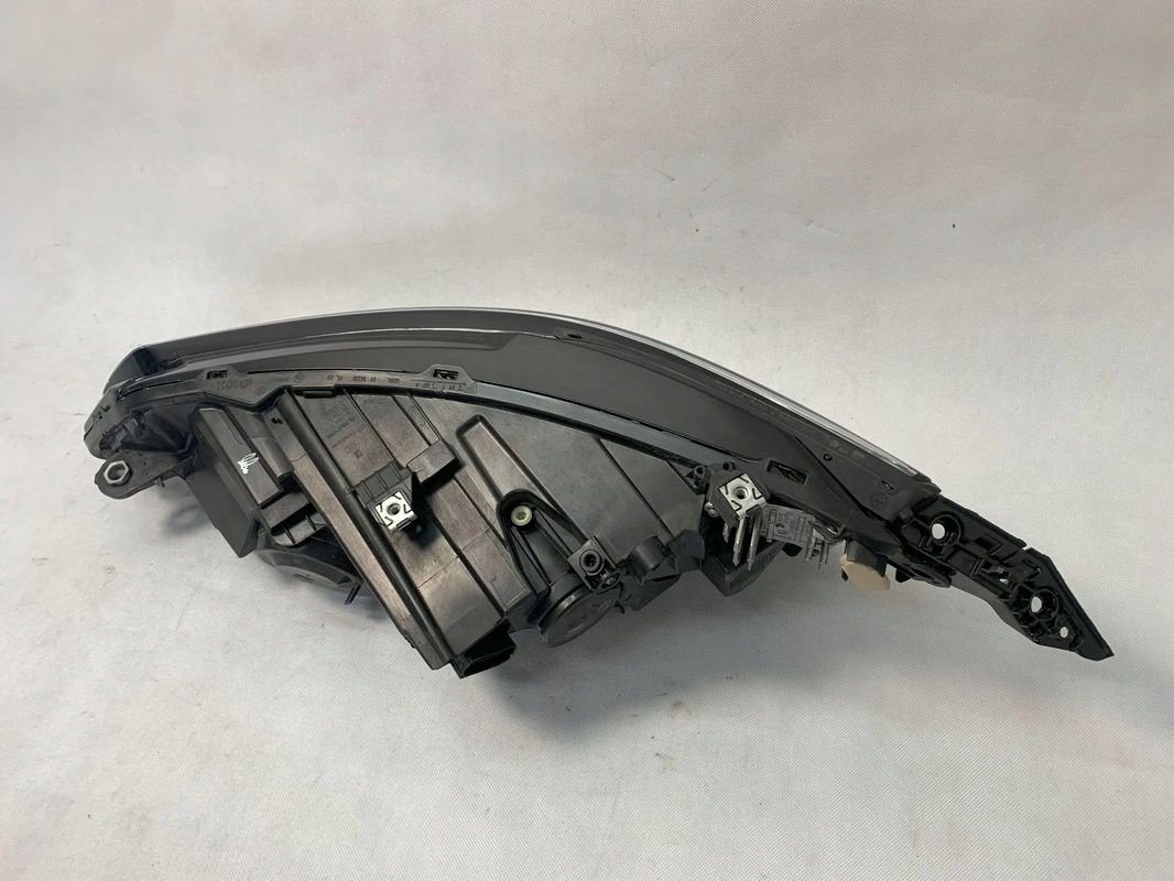 Volkswagen Golf 8 Reflektor right light right VW VIII 5H1941006C 01.25
